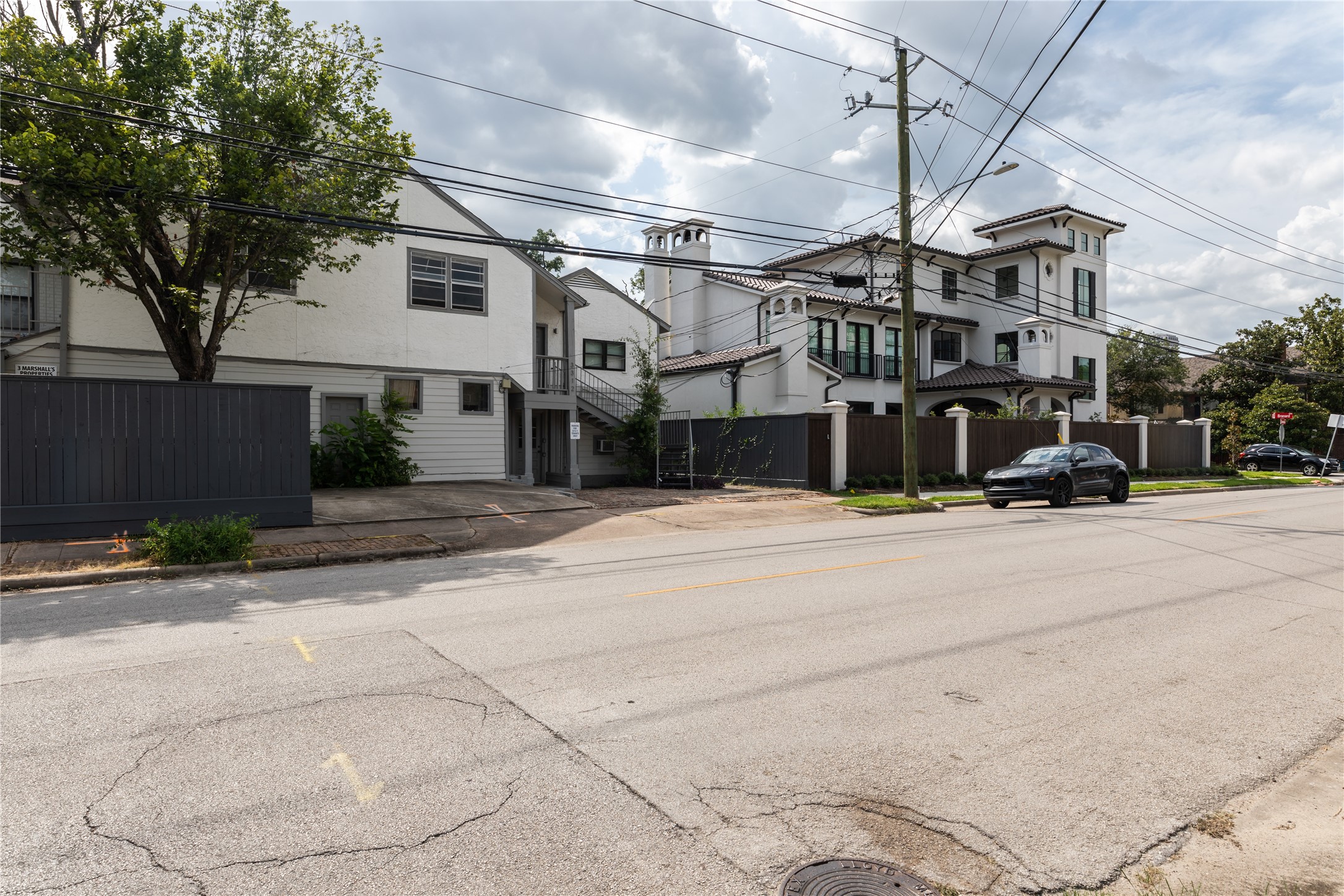3312-1 Greenbriar Drive Property Photo 18
