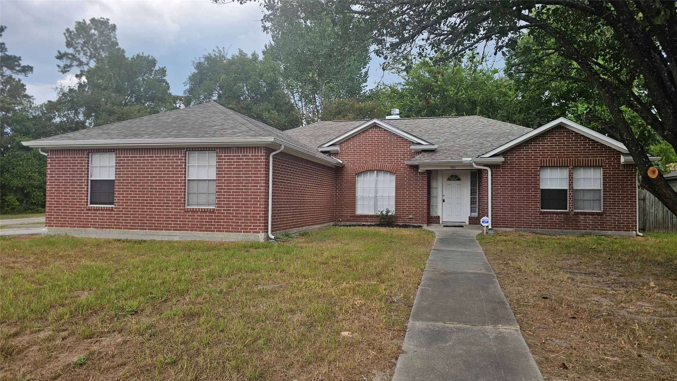 591 Spruce Drive Property Photo 1