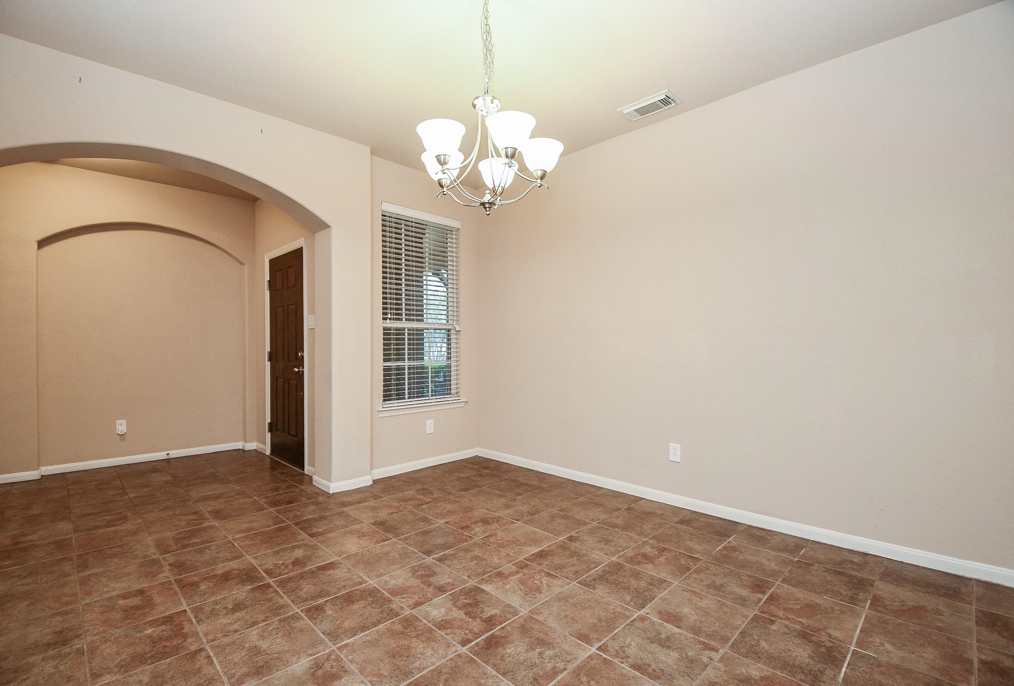 21502 Venture Park Drive Property Photo 3