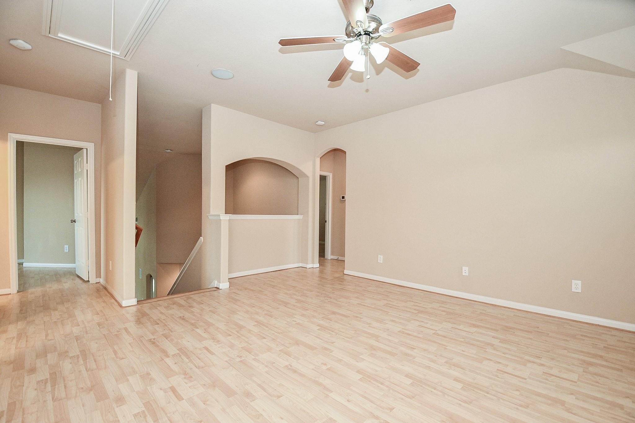 21502 Venture Park Drive Property Photo 14