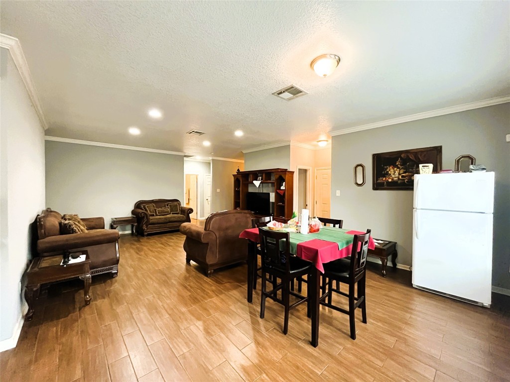 3206 Druid Street Property Photo 8