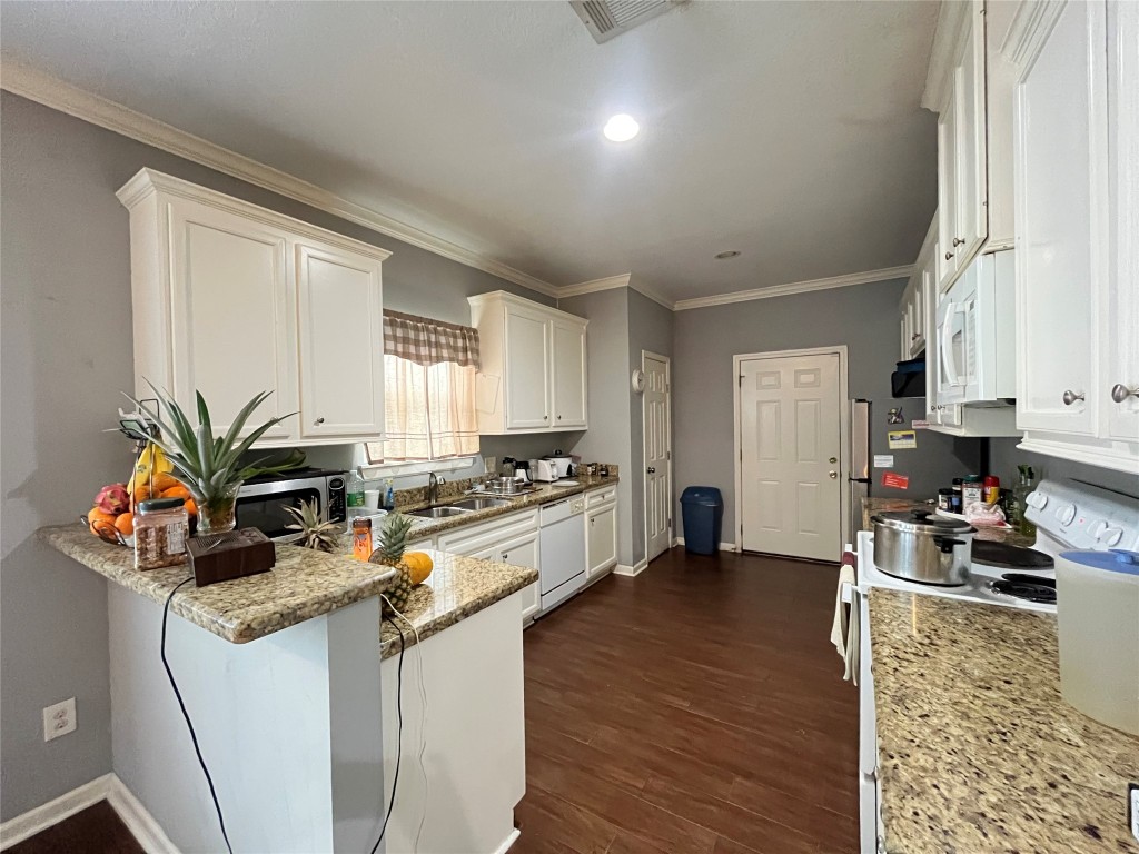 3206 Druid Street Property Photo 10