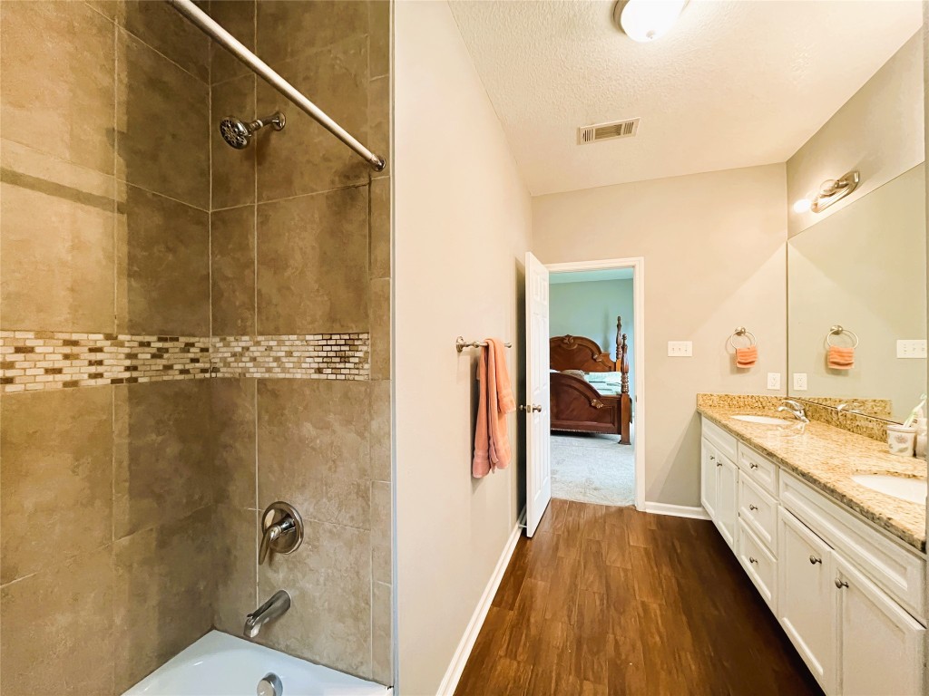 3206 Druid Street Property Photo 16