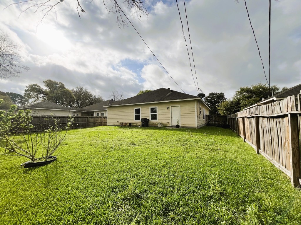 3206 Druid Street Property Photo 18