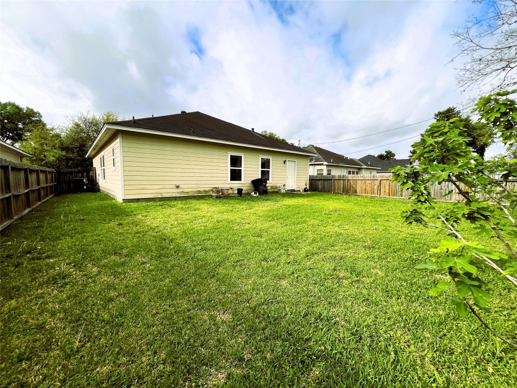 3206 Druid Street Property Photo 19