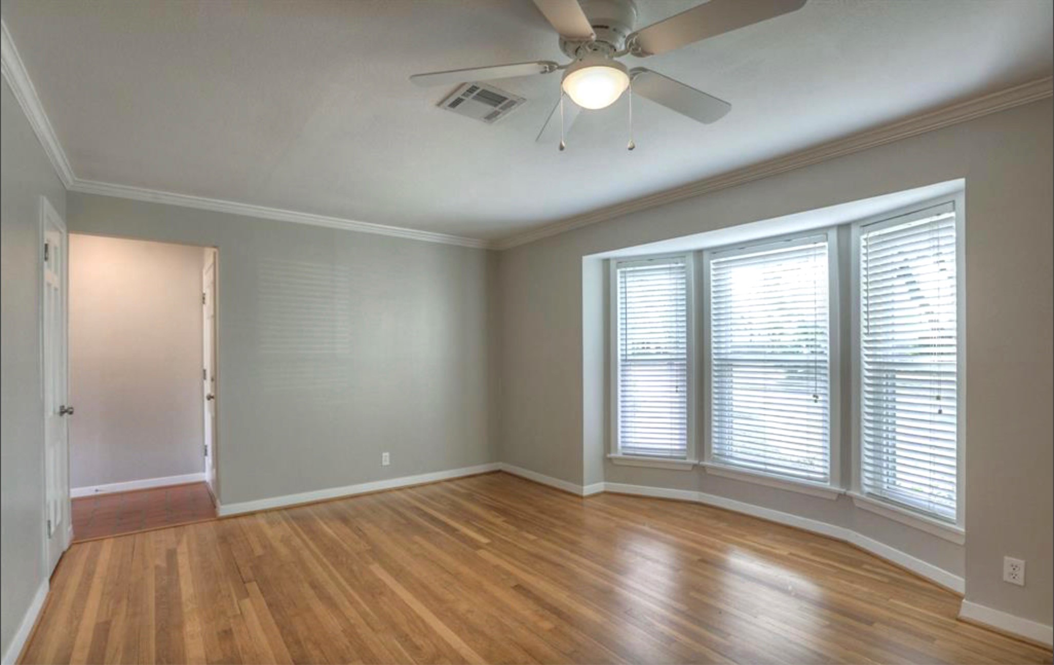 9802 Pine Lake Drive Drive Property Photo 2