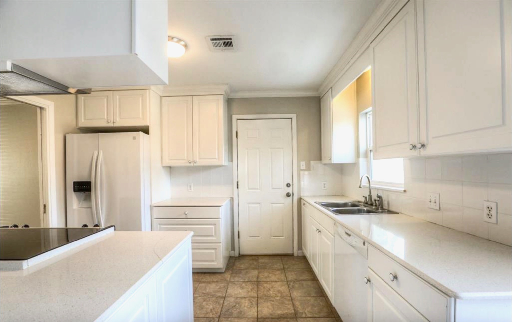 9802 Pine Lake Drive Drive Property Photo 10