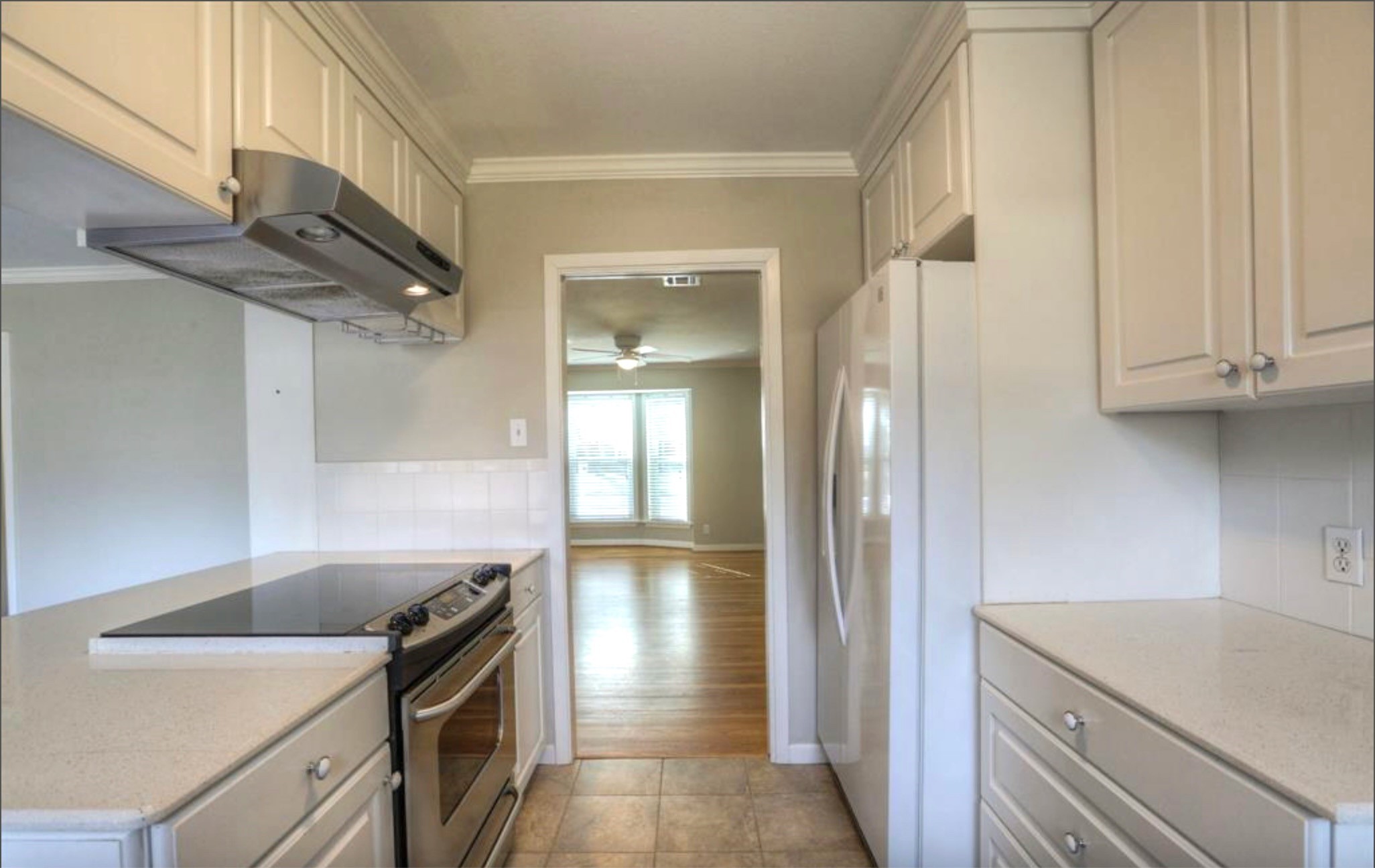 9802 Pine Lake Drive Drive Property Photo 12