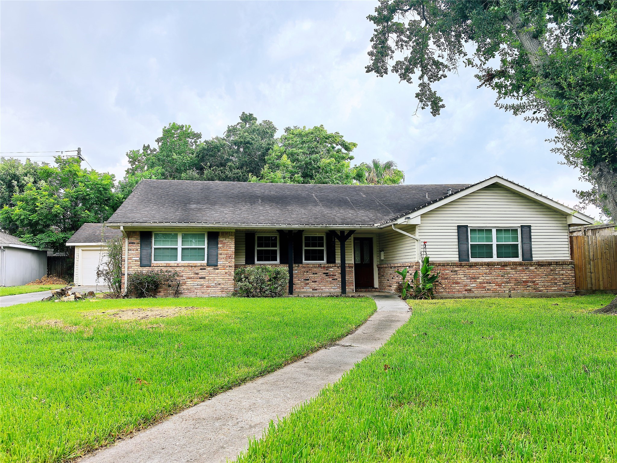 5118 Lymbar Drive Property Photo 1