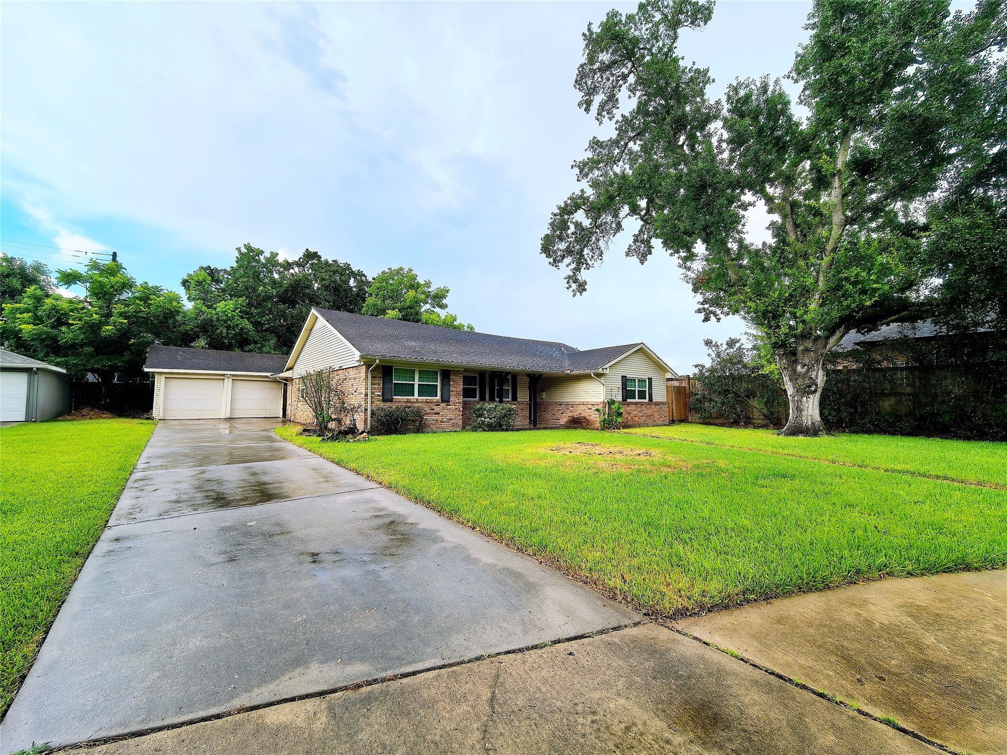 5118 Lymbar Drive Property Photo 2