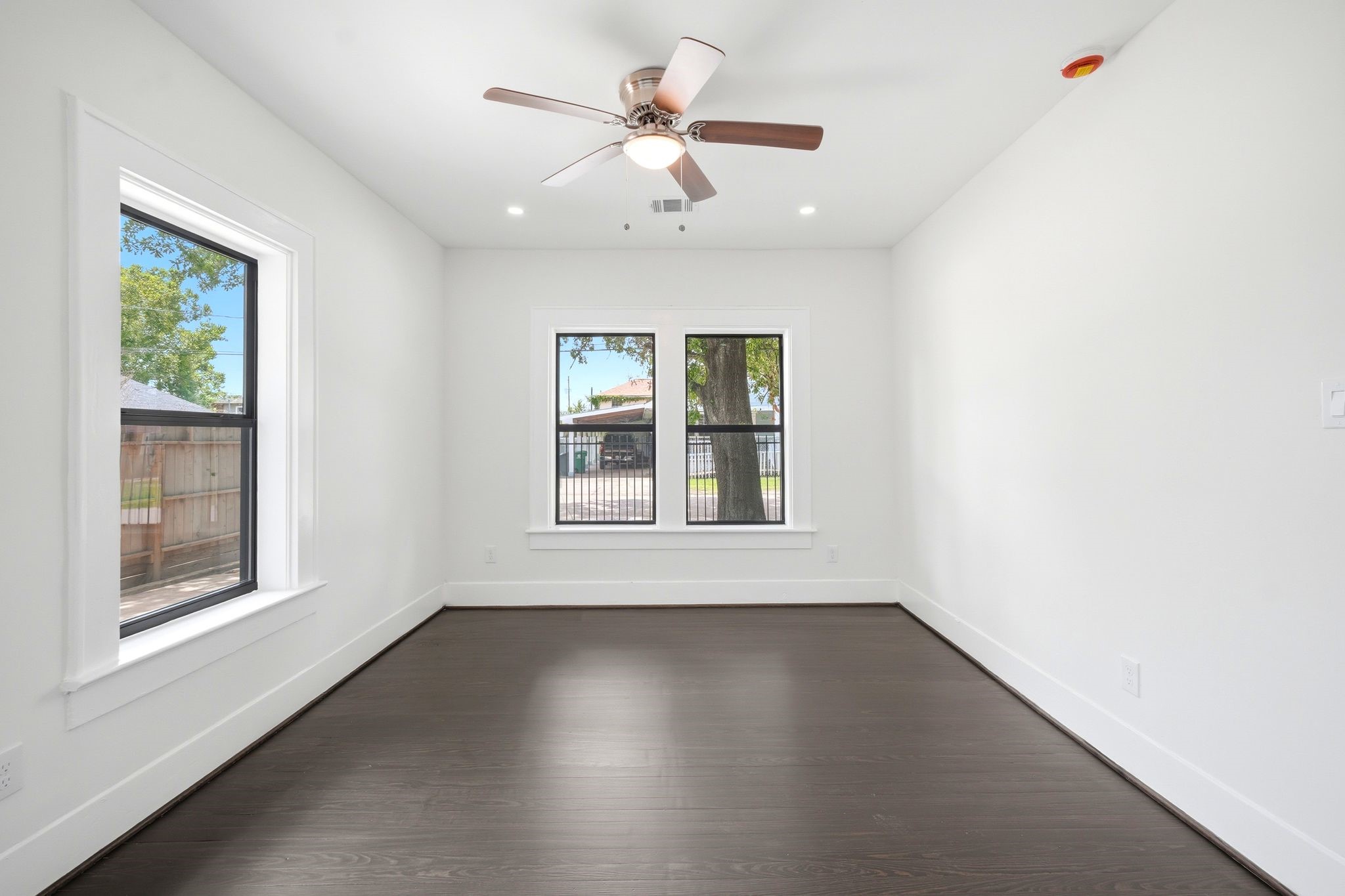 2602 Atlantic Street Property Photo 8