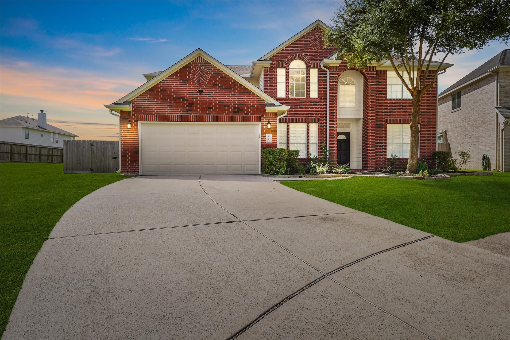 2322 Meadow Briar Drive Property Photo