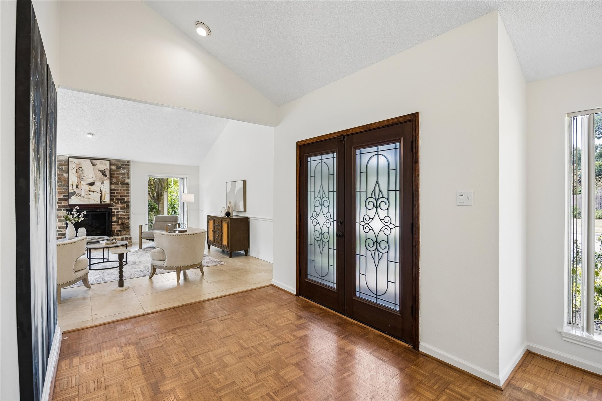 11523 Highgrove Drive Property Photo 4