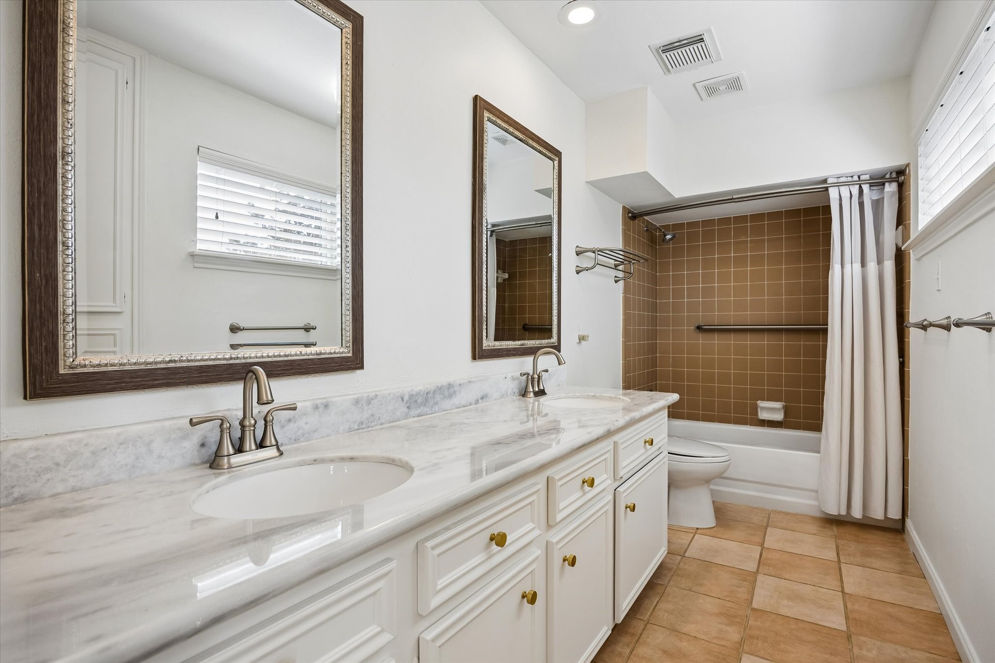 11523 Highgrove Drive Property Photo 30