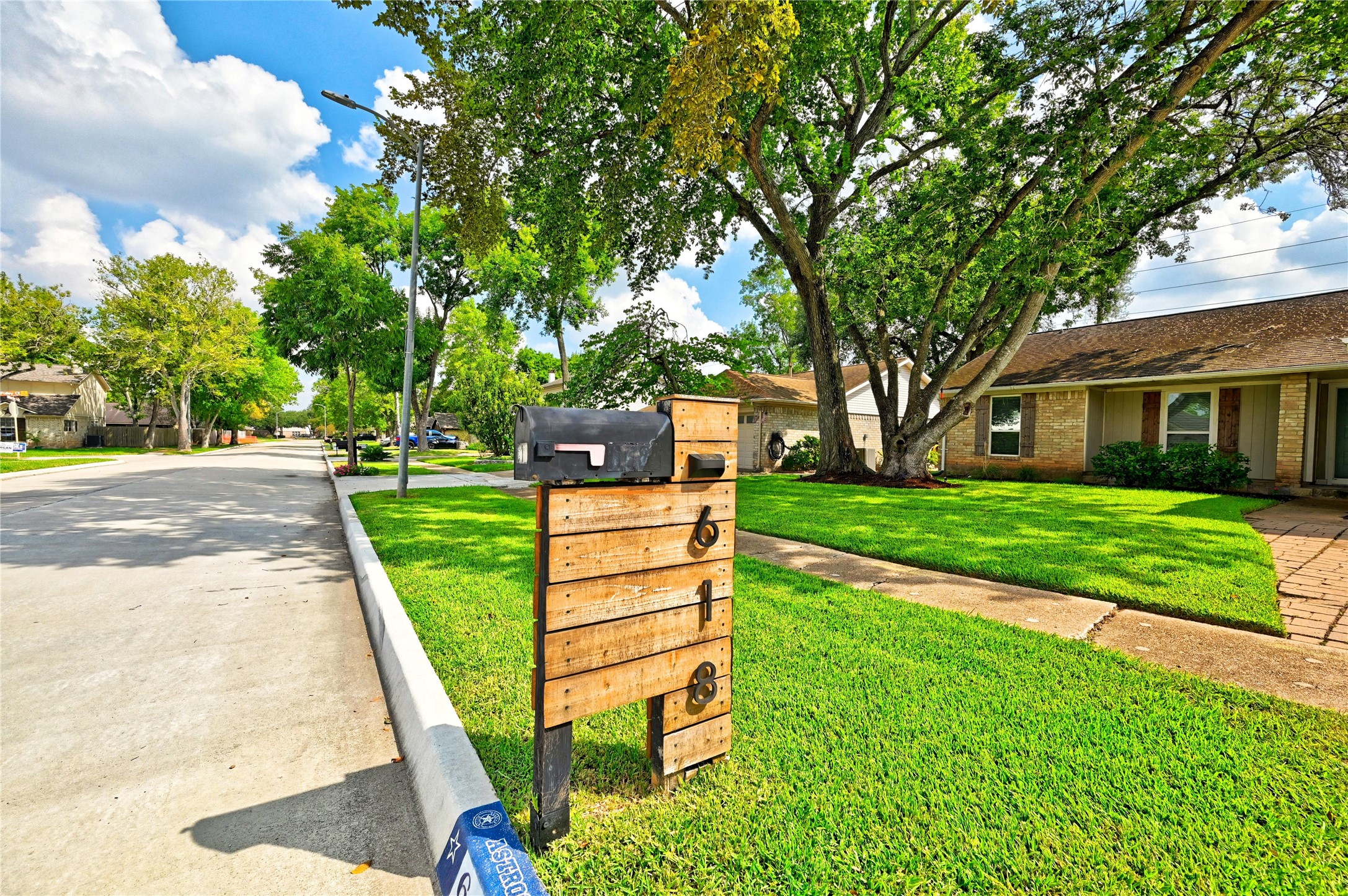 618 William Morton Drive Property Photo 2