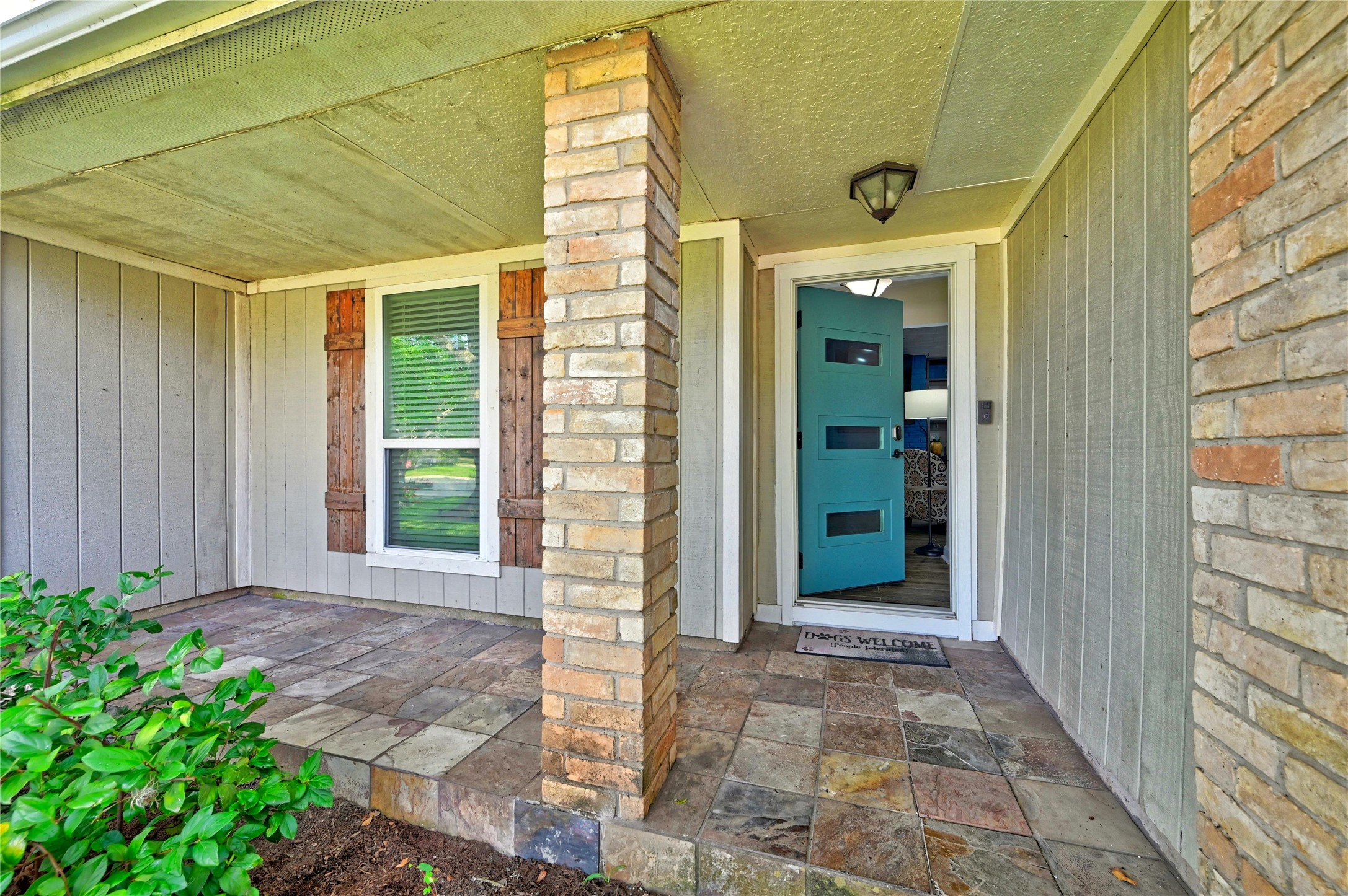 618 William Morton Drive Property Photo 6