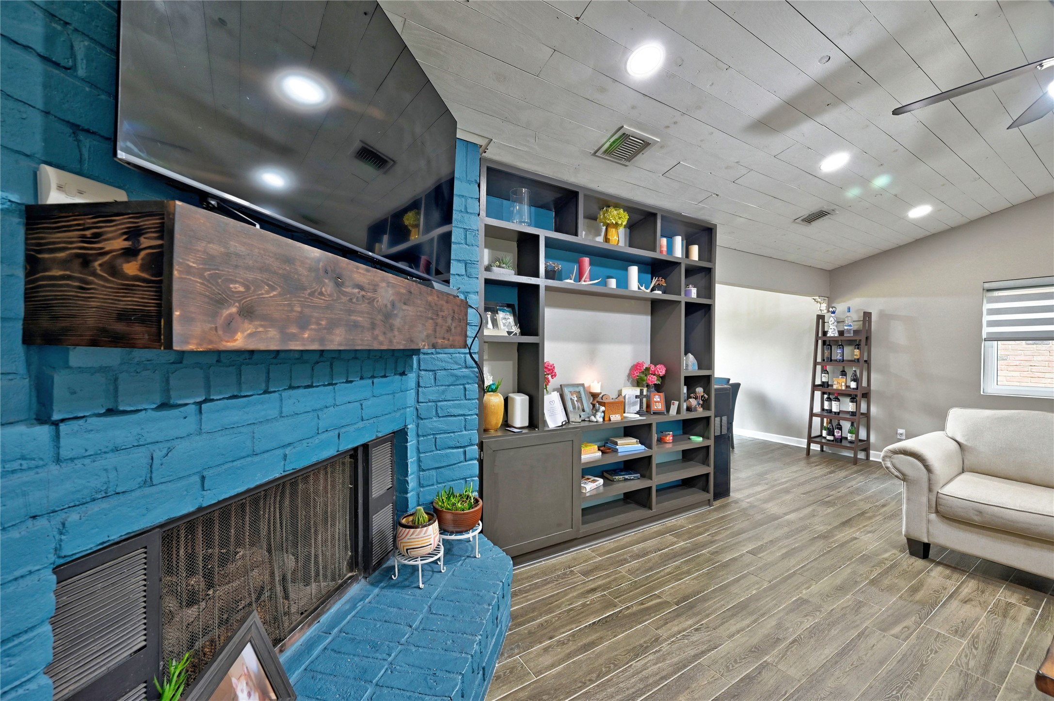 618 William Morton Drive Property Photo 10