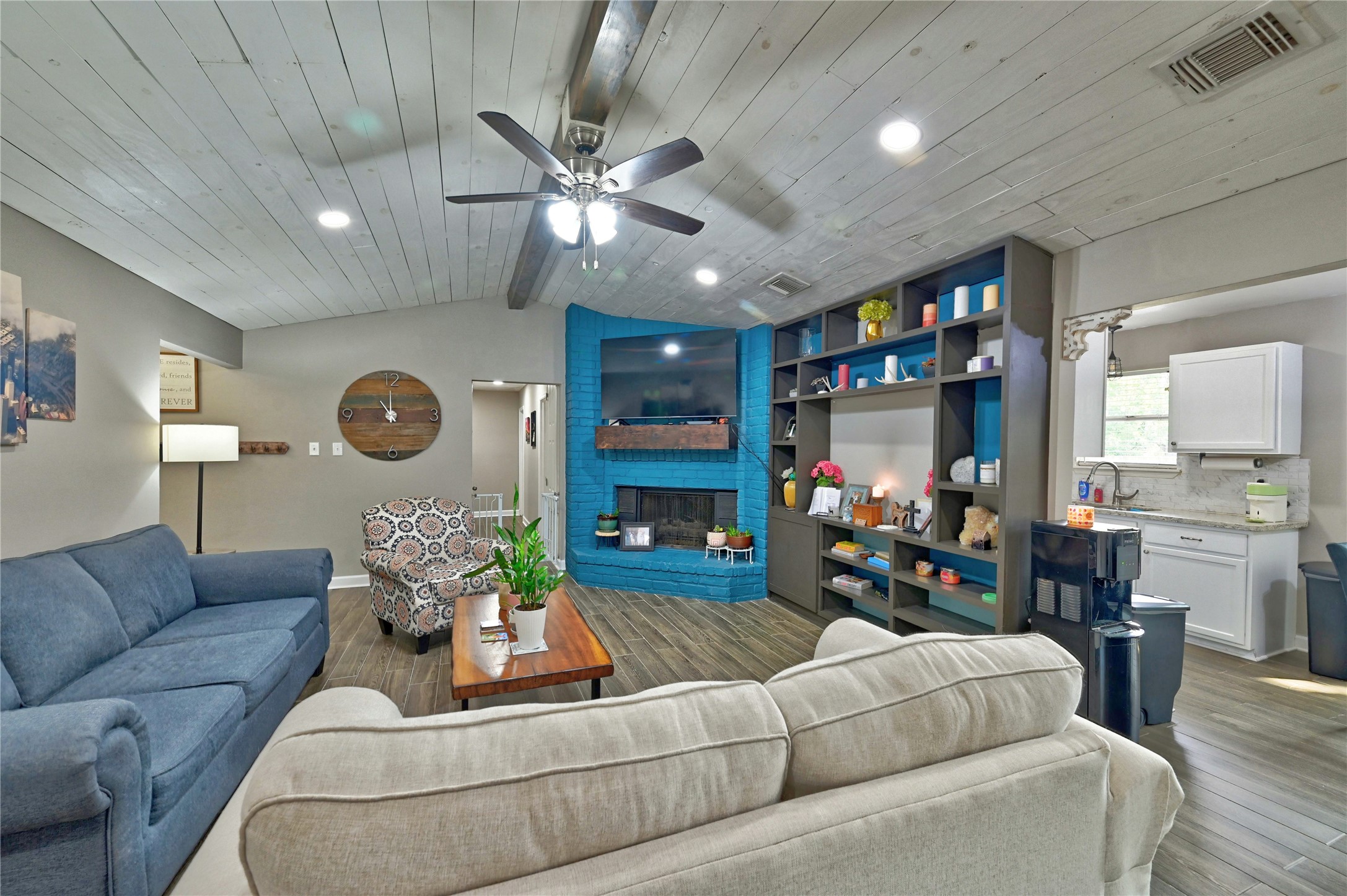 618 William Morton Drive Property Photo 12