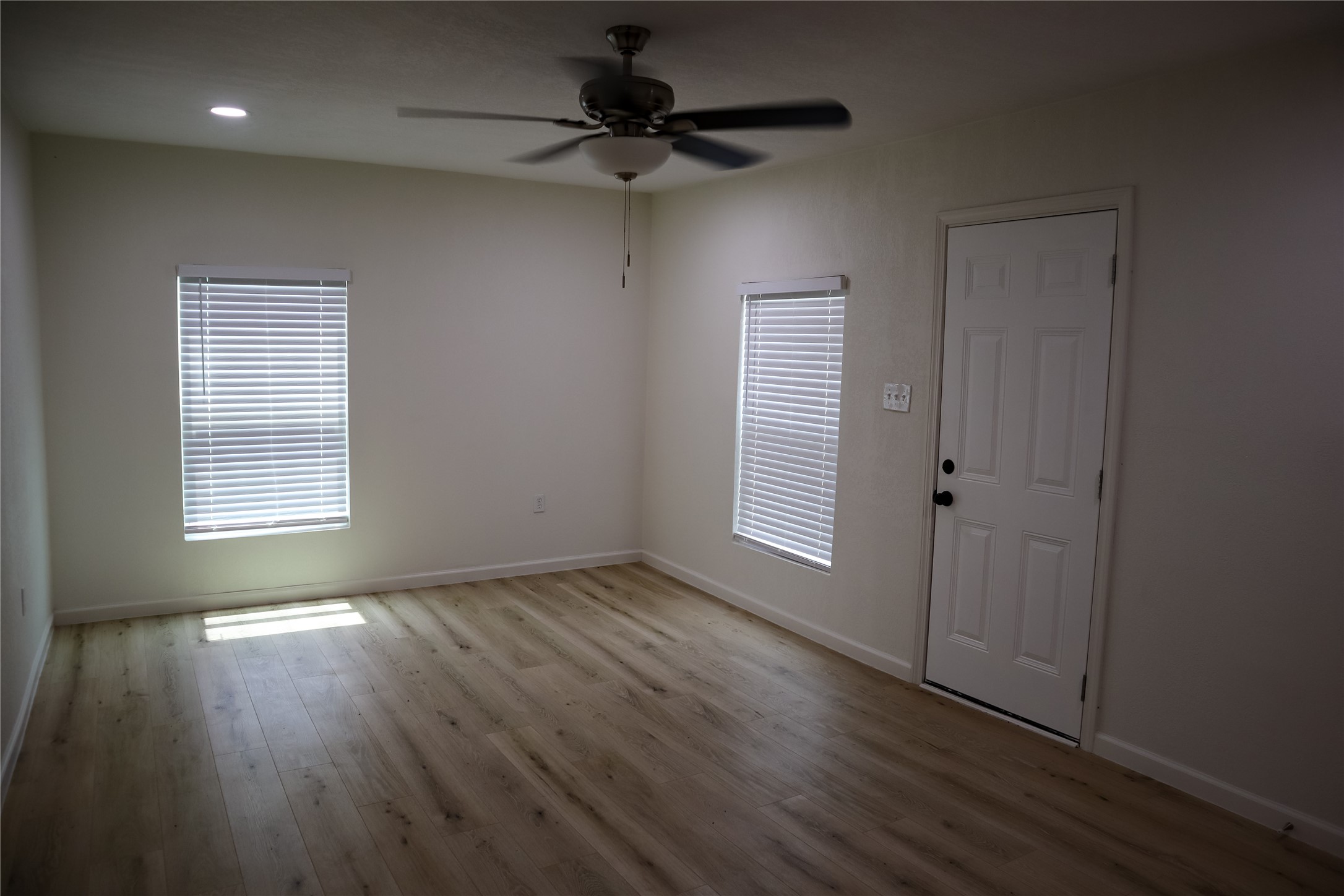 621 North Street Property Photo 6