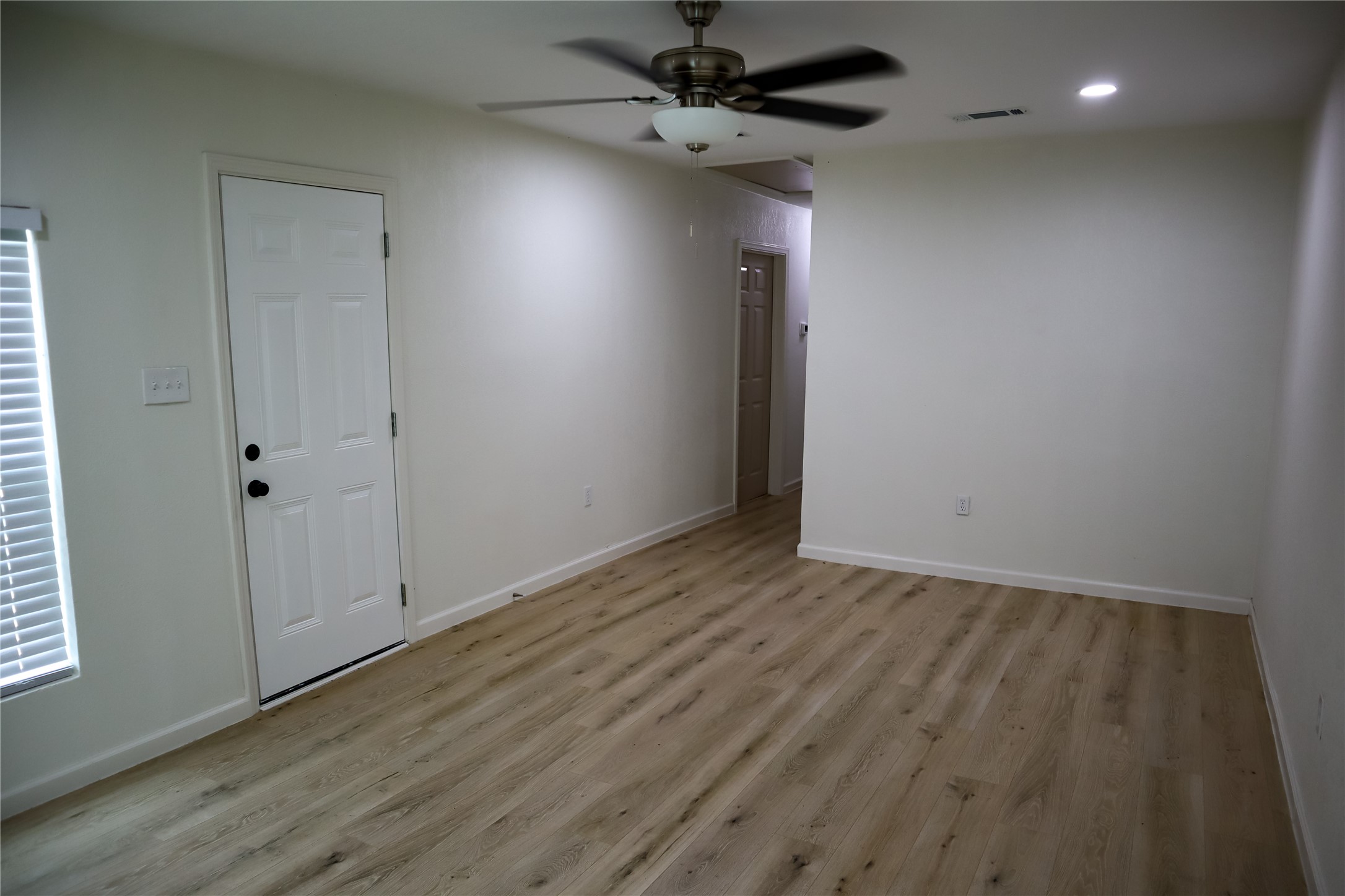 621 North Street Property Photo 7