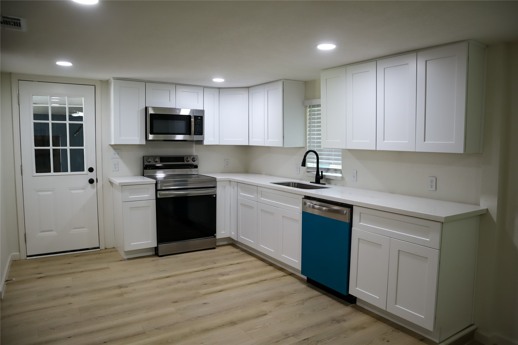 621 North Street Property Photo 12