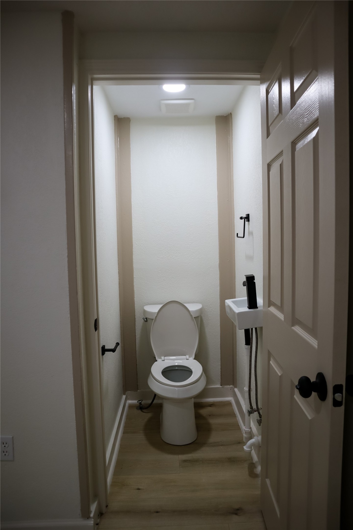 621 North Street Property Photo 37