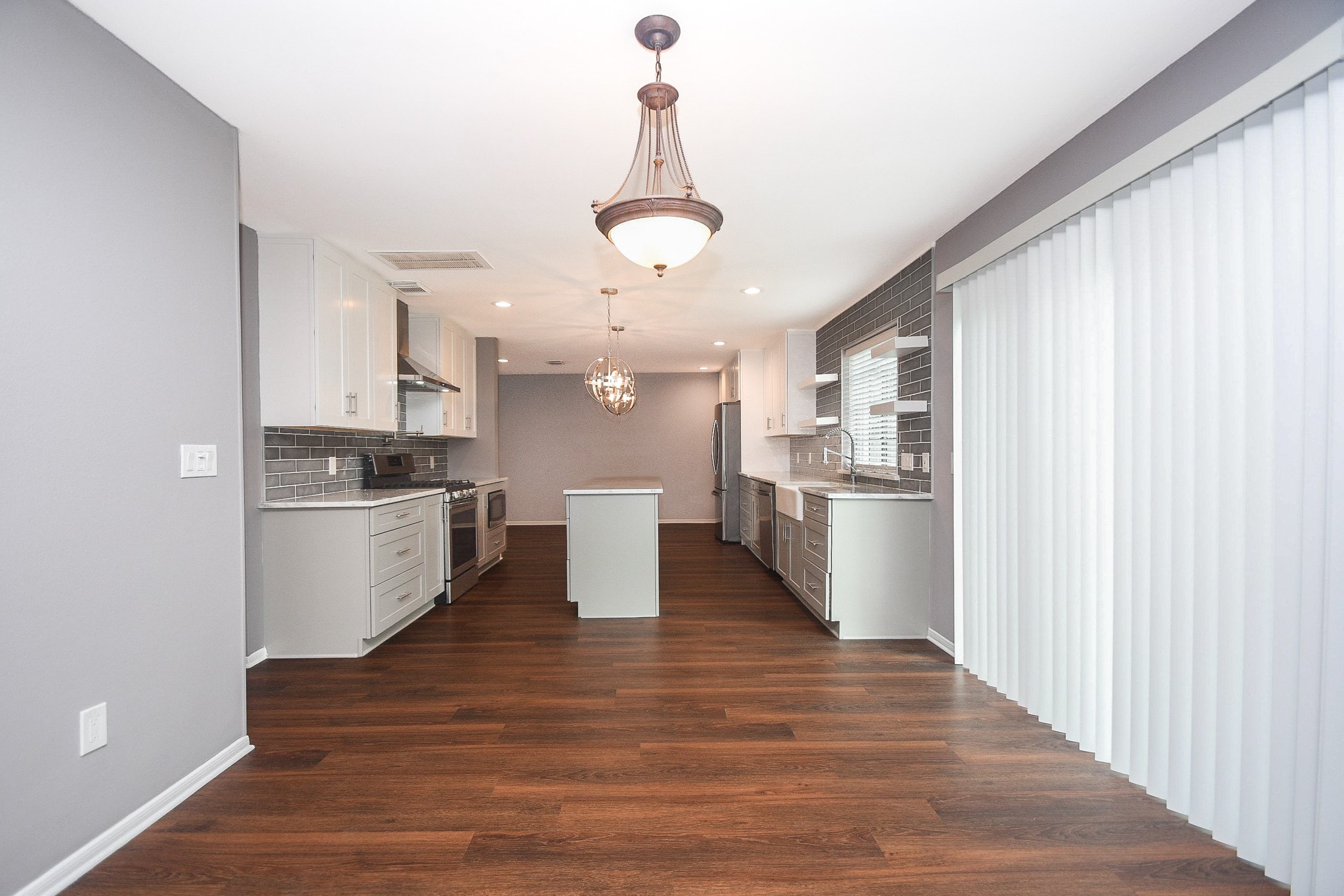 3330 S Sutton Square Property Photo 17