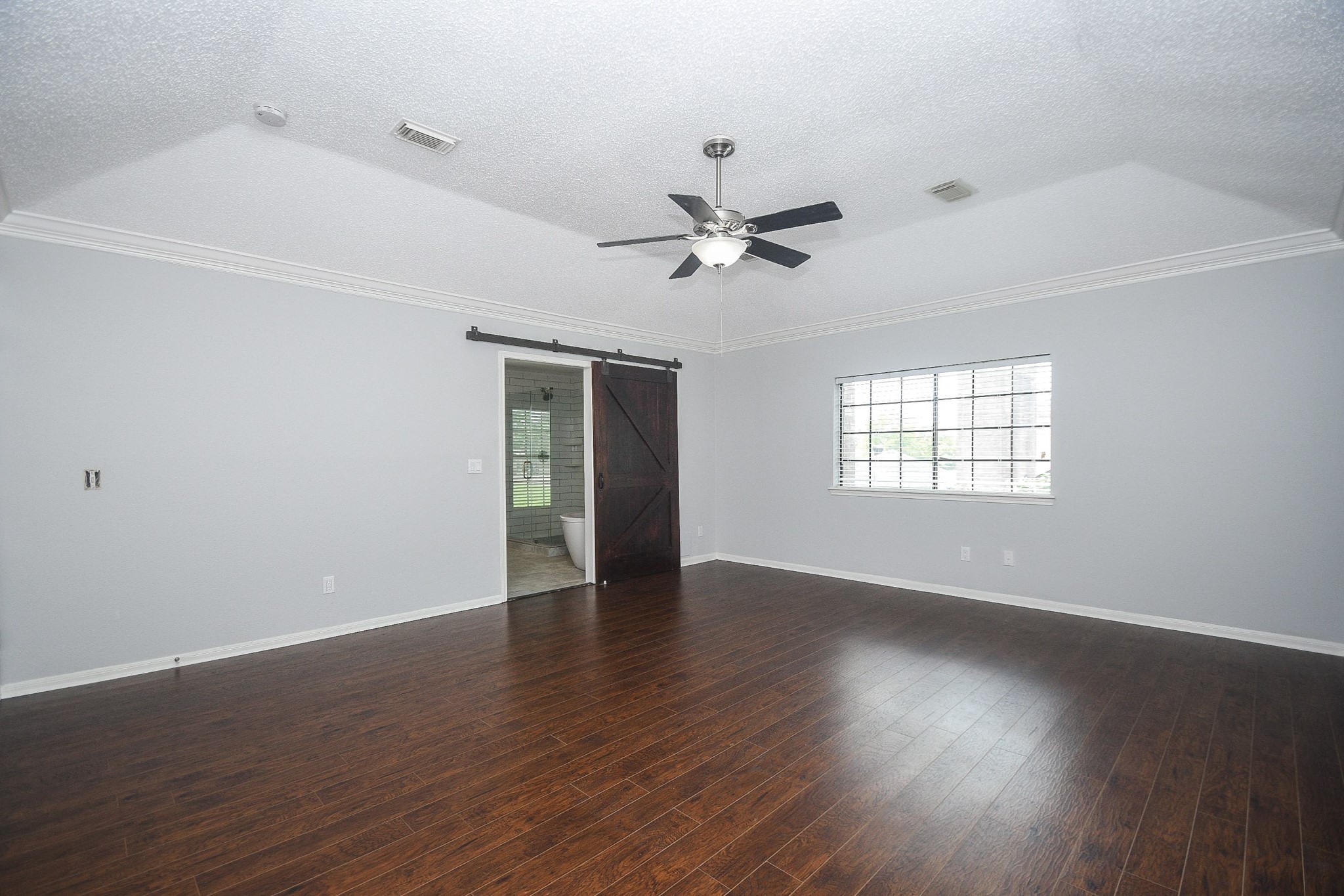 3330 S Sutton Square Property Photo 18