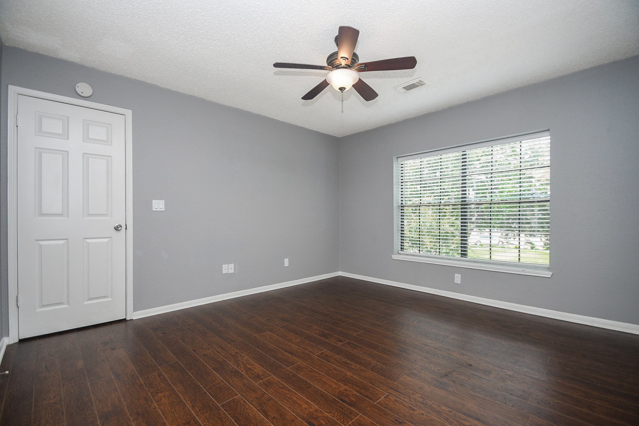 3330 S Sutton Square Property Photo 30