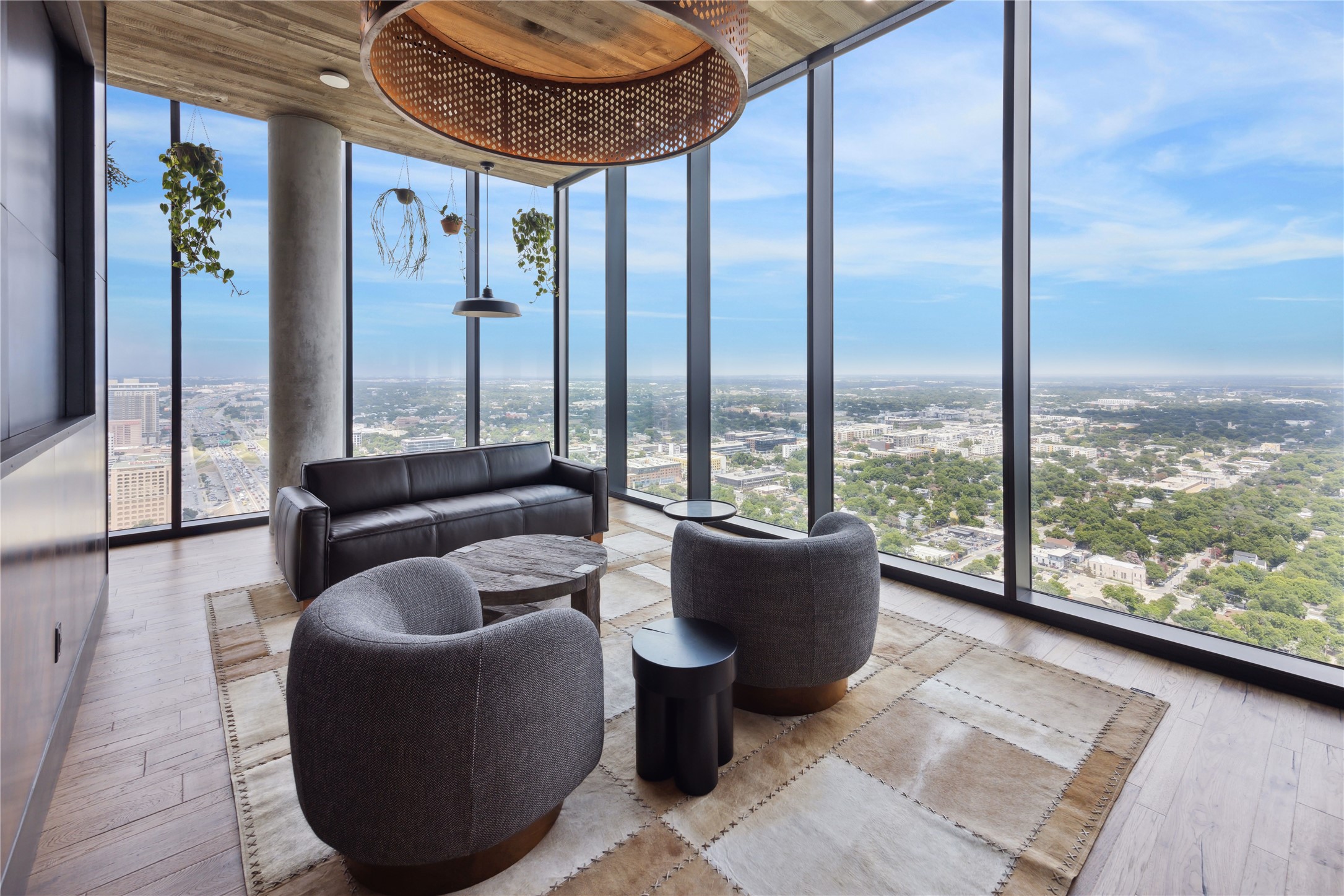 84 East Avenue 3009