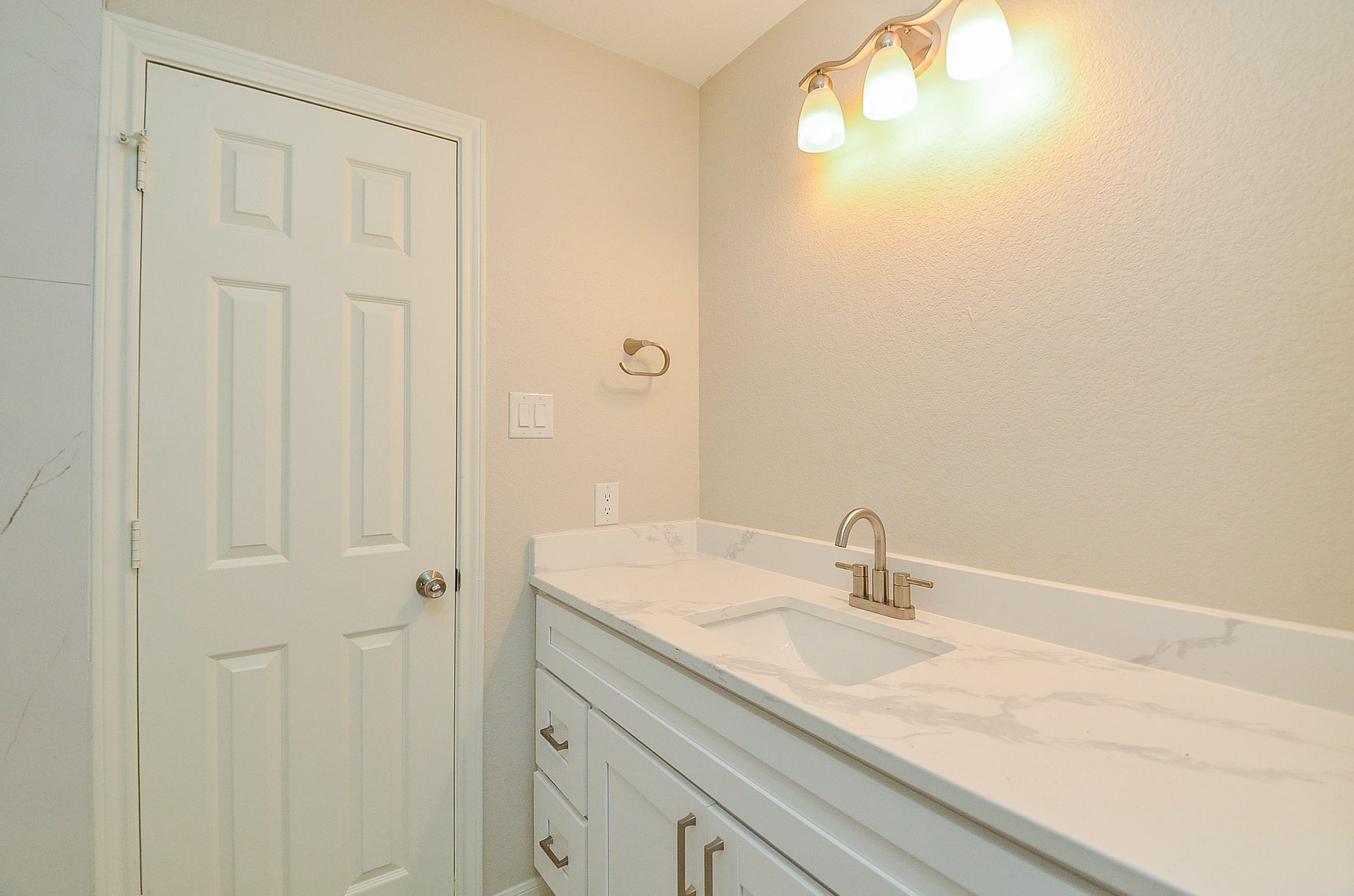 35 S Marshside Place Property Photo 16
