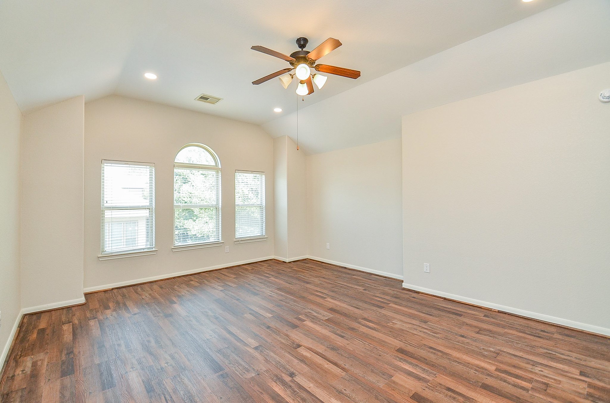 35 S Marshside Place Property Photo 17