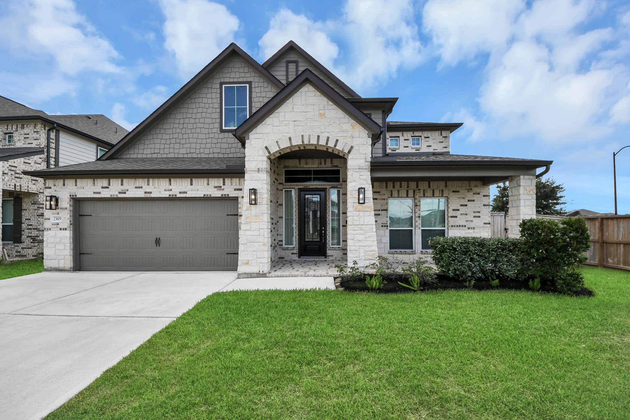 23619 Iris Field Court Property Photo 1
