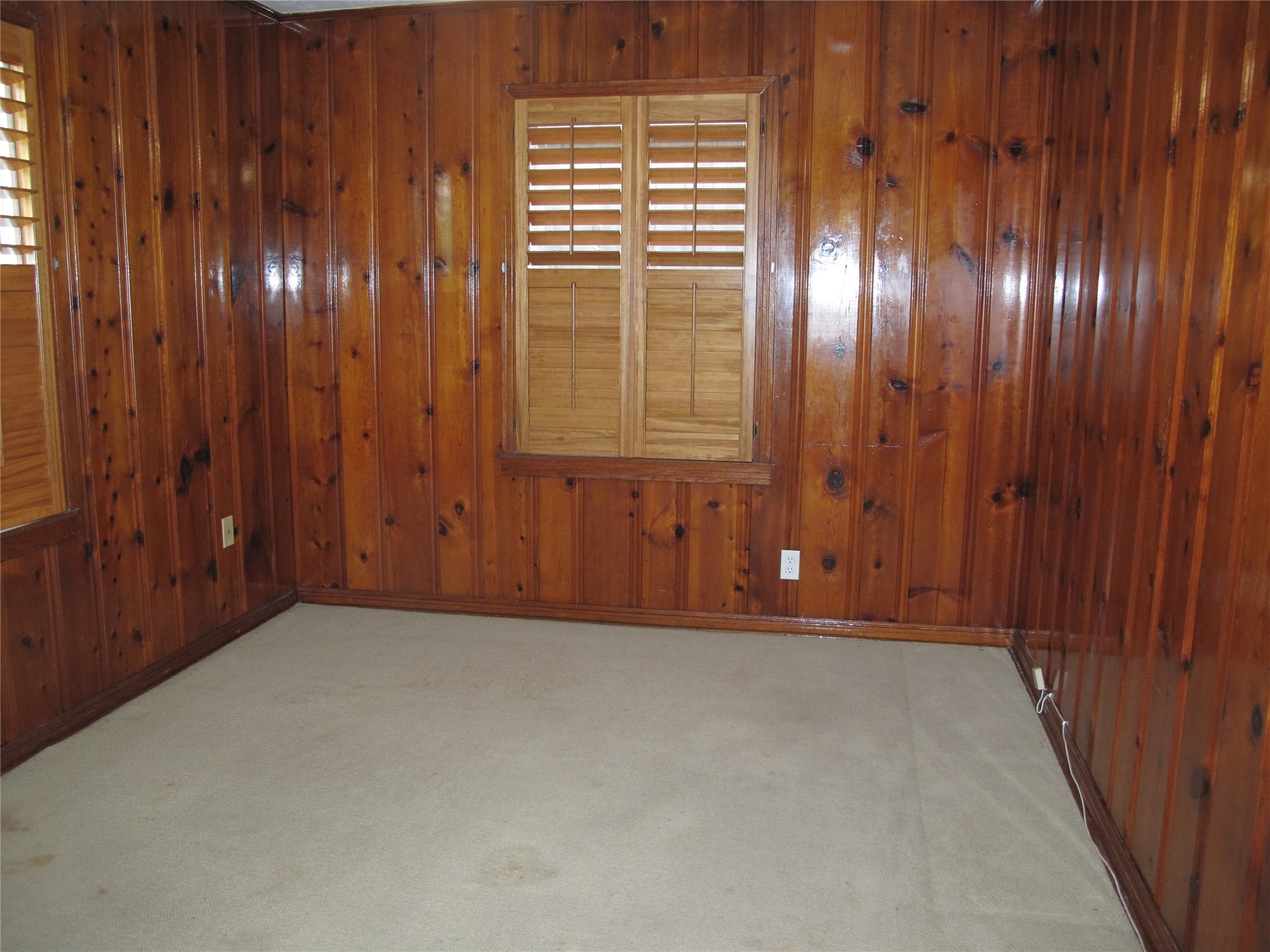 5125 Locust Street Property Photo 7