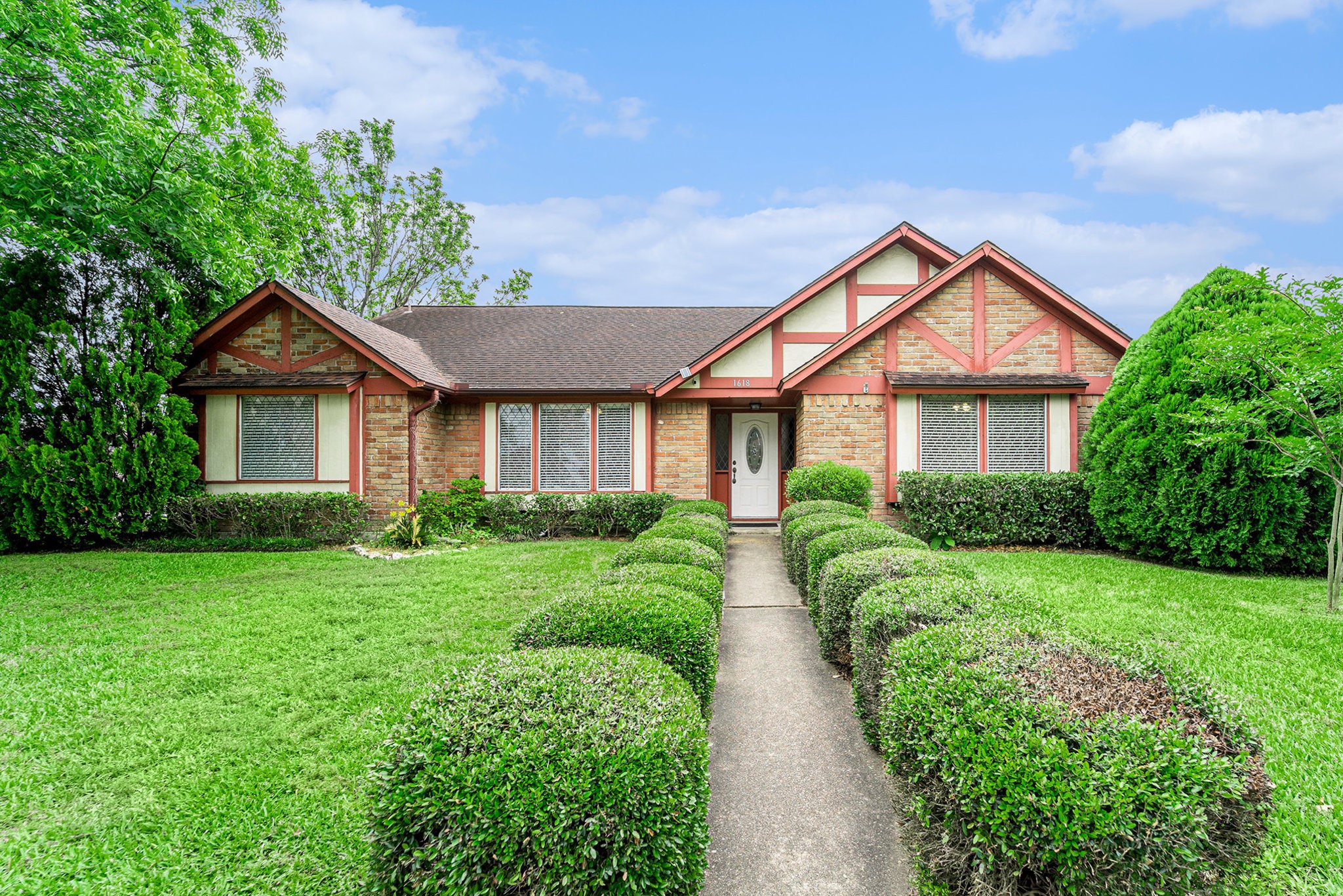 1618 Monroe Drive Property Photo
