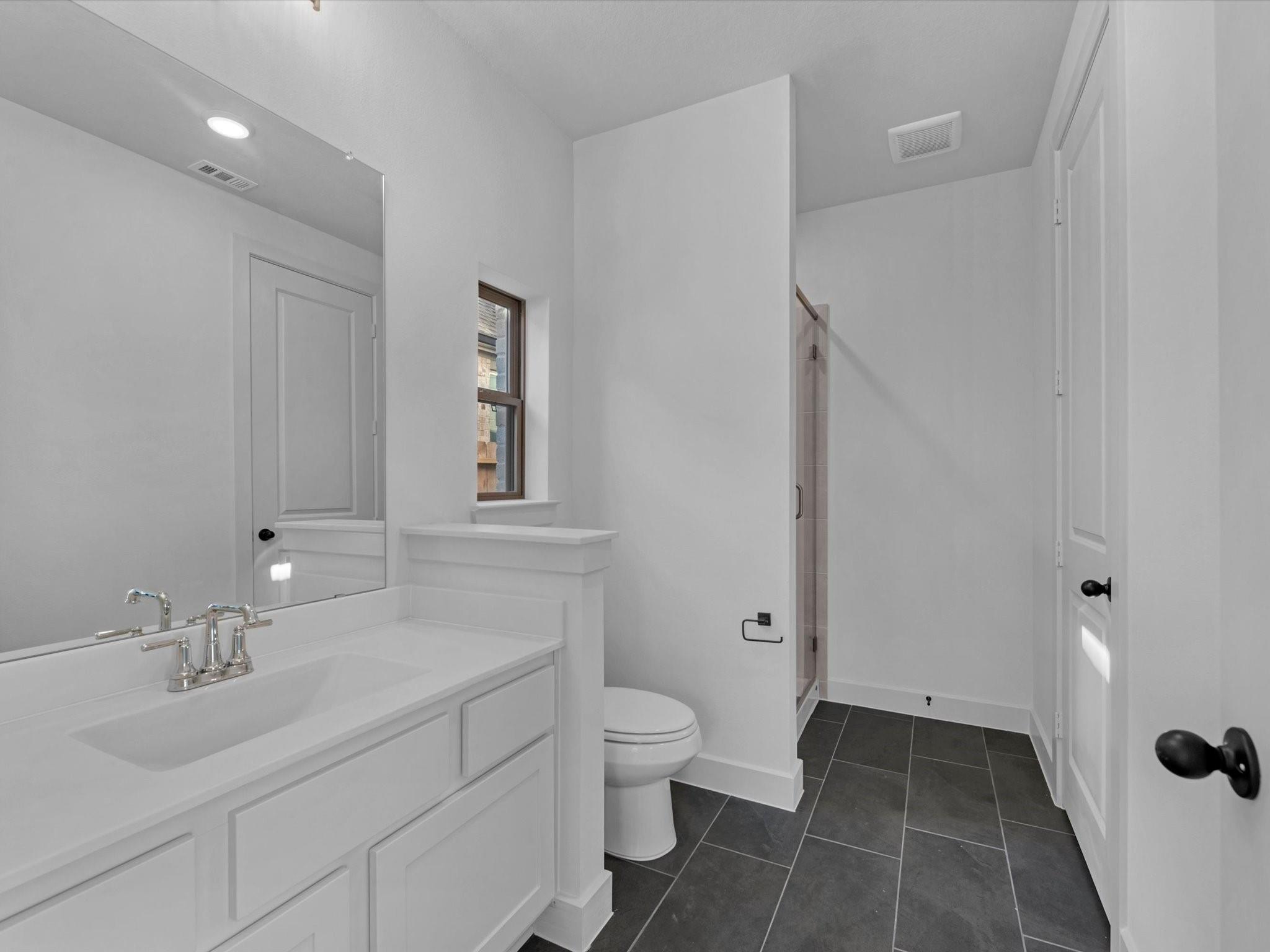 2718 Summer Lark Drive Property Photo 15