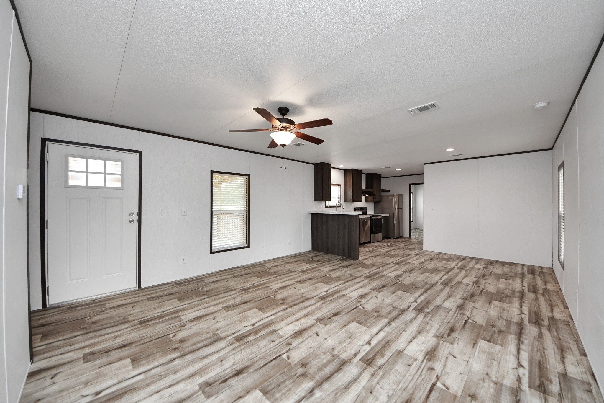 1556 Brown Road Property Photo 8