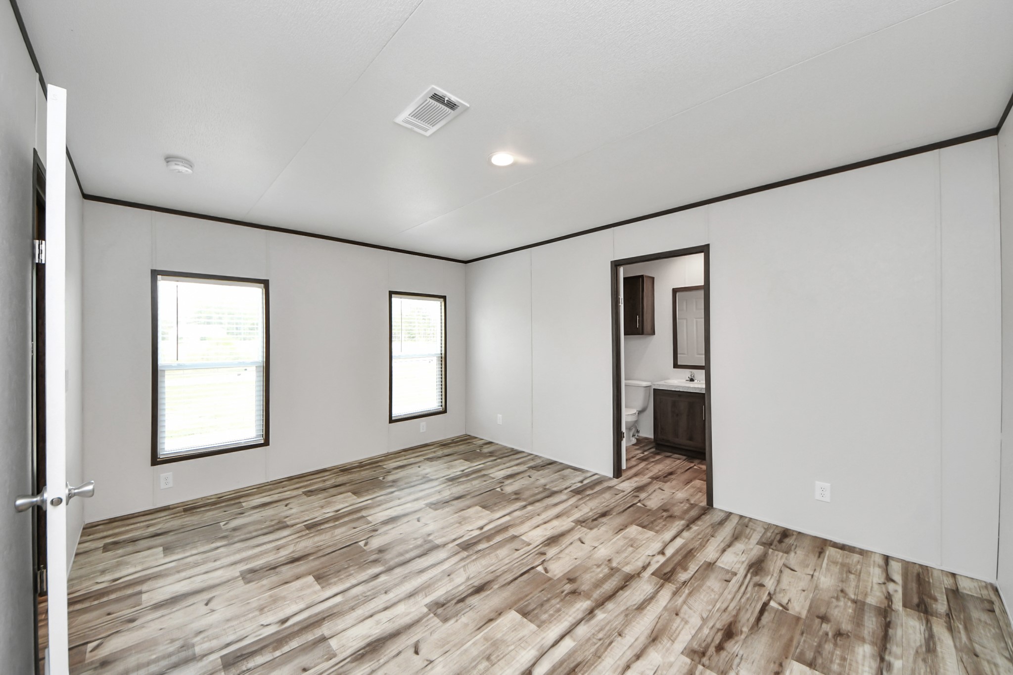 1556 Brown Road Property Photo 19