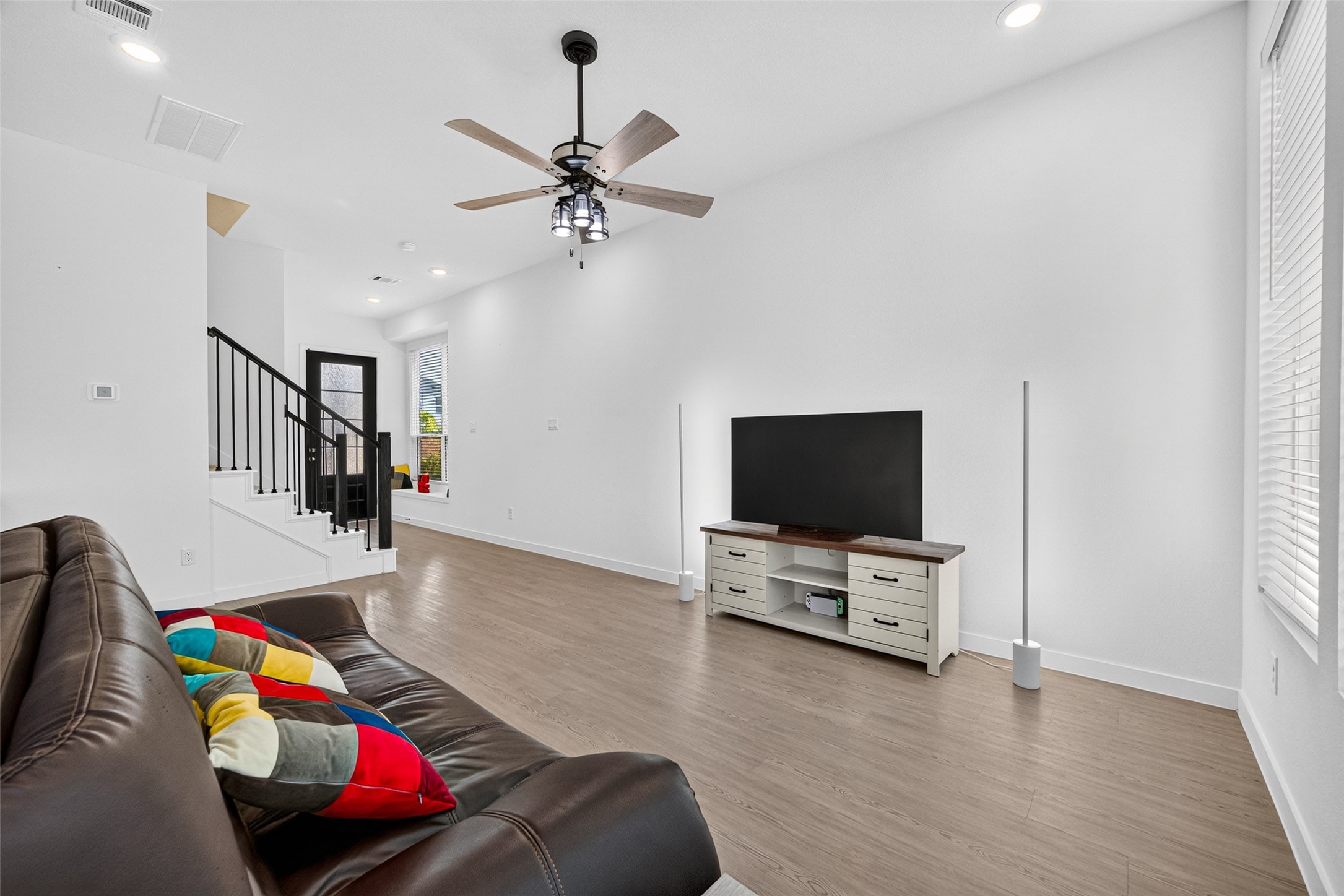 2206 Via Cami Lane Property Photo 8