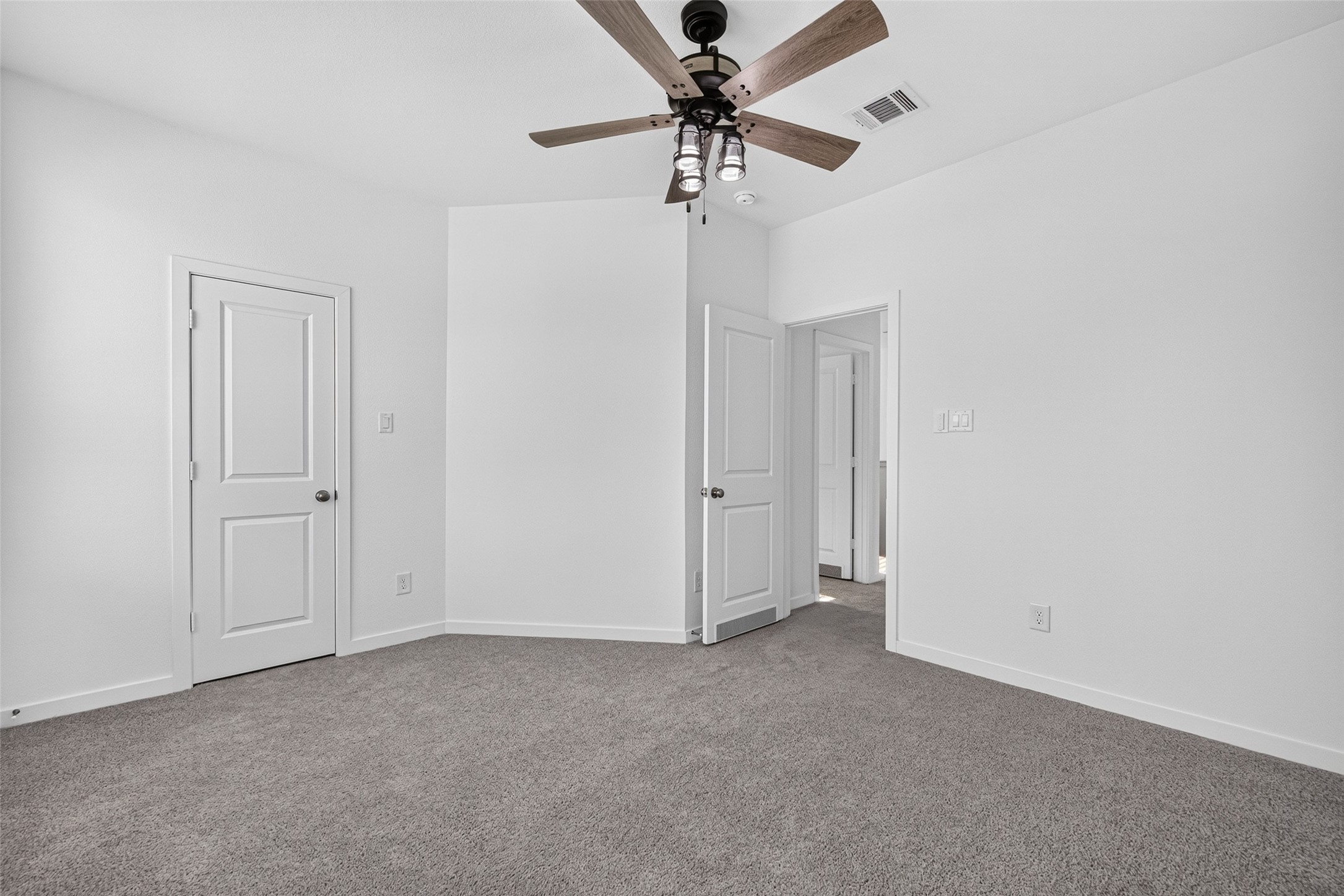 2206 Via Cami Lane Property Photo 27