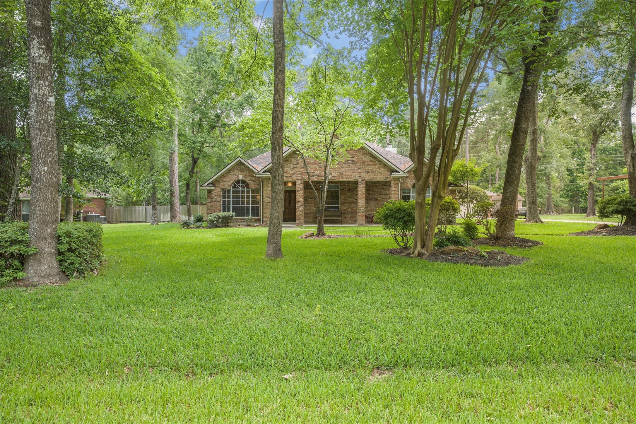 2434 Pebblebrook Circle Property Photo 7