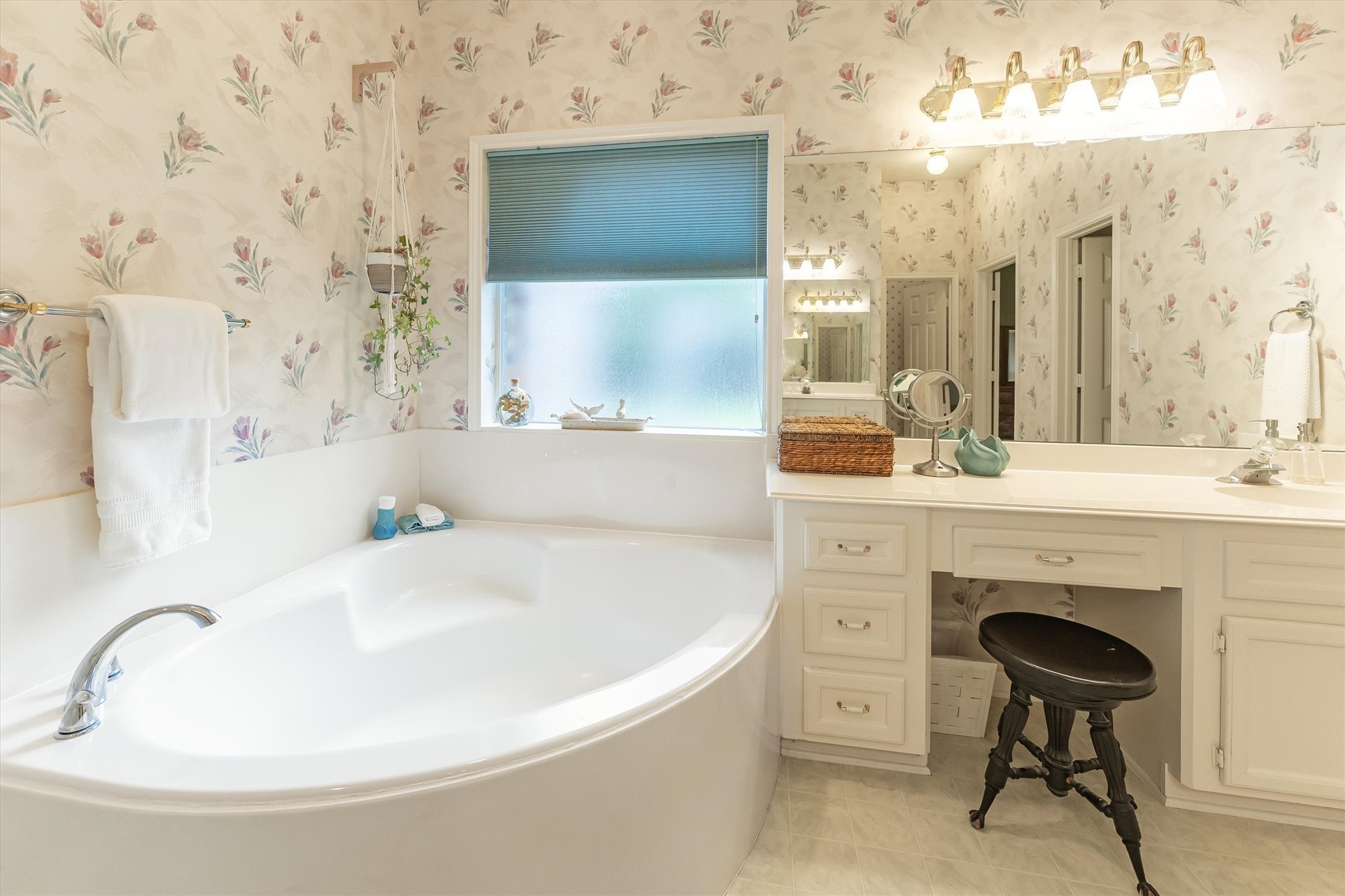 2434 Pebblebrook Circle Property Photo 32