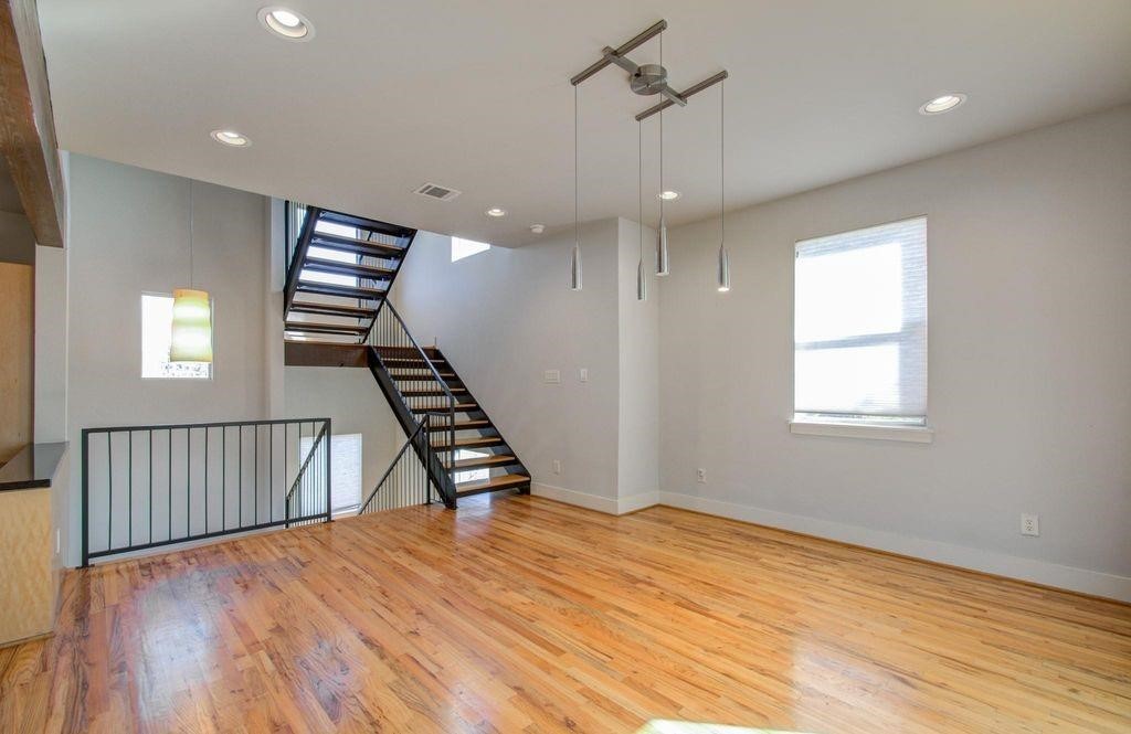 318 Mcalpine Street Property Photo 14