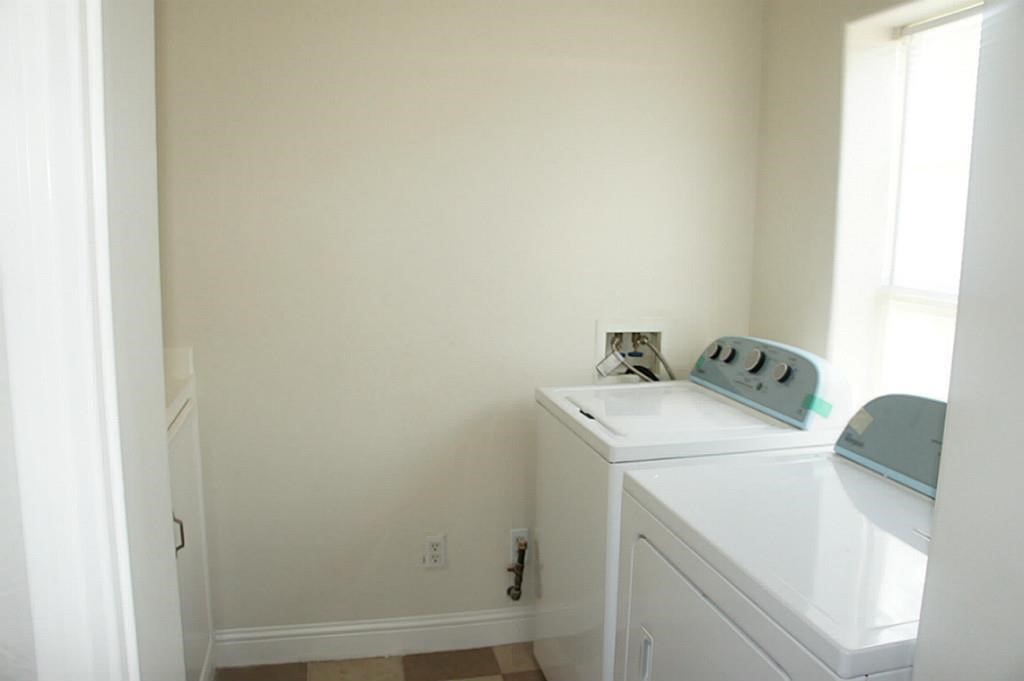 3102 Isabella Street Property Photo 17
