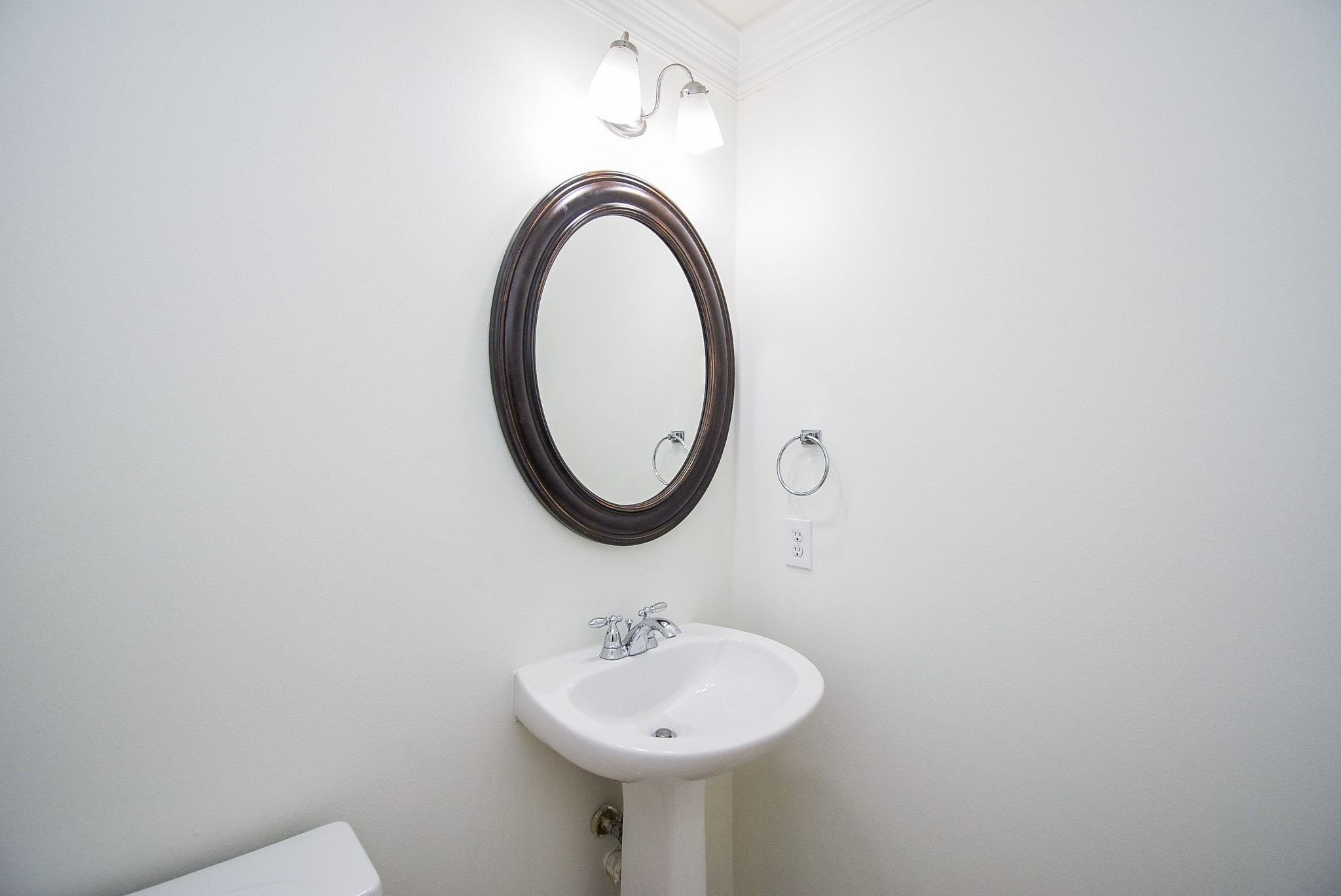 1622 W 25th Street Property Photo 9