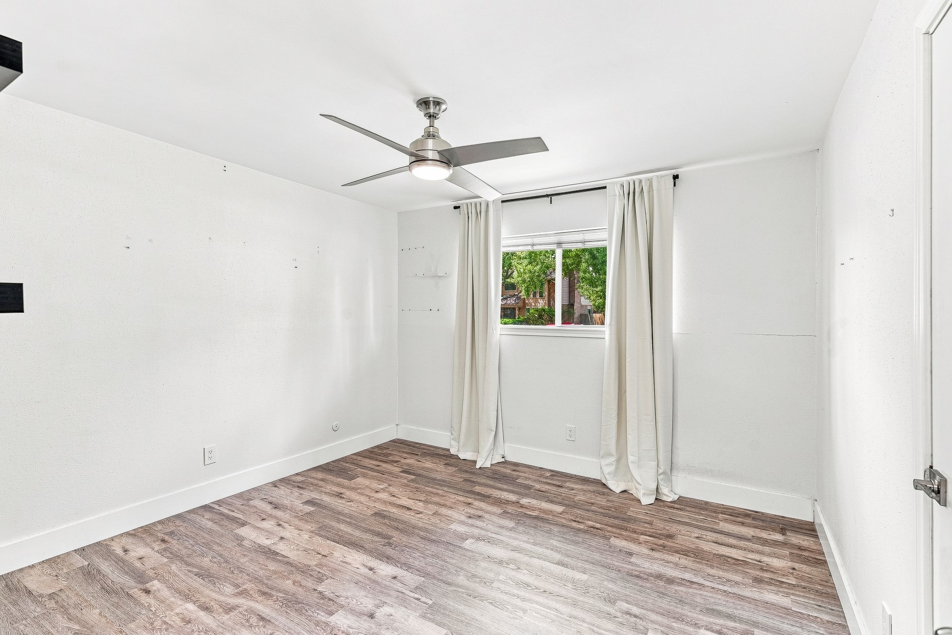 1135 Trowbridge Drive Property Photo 15