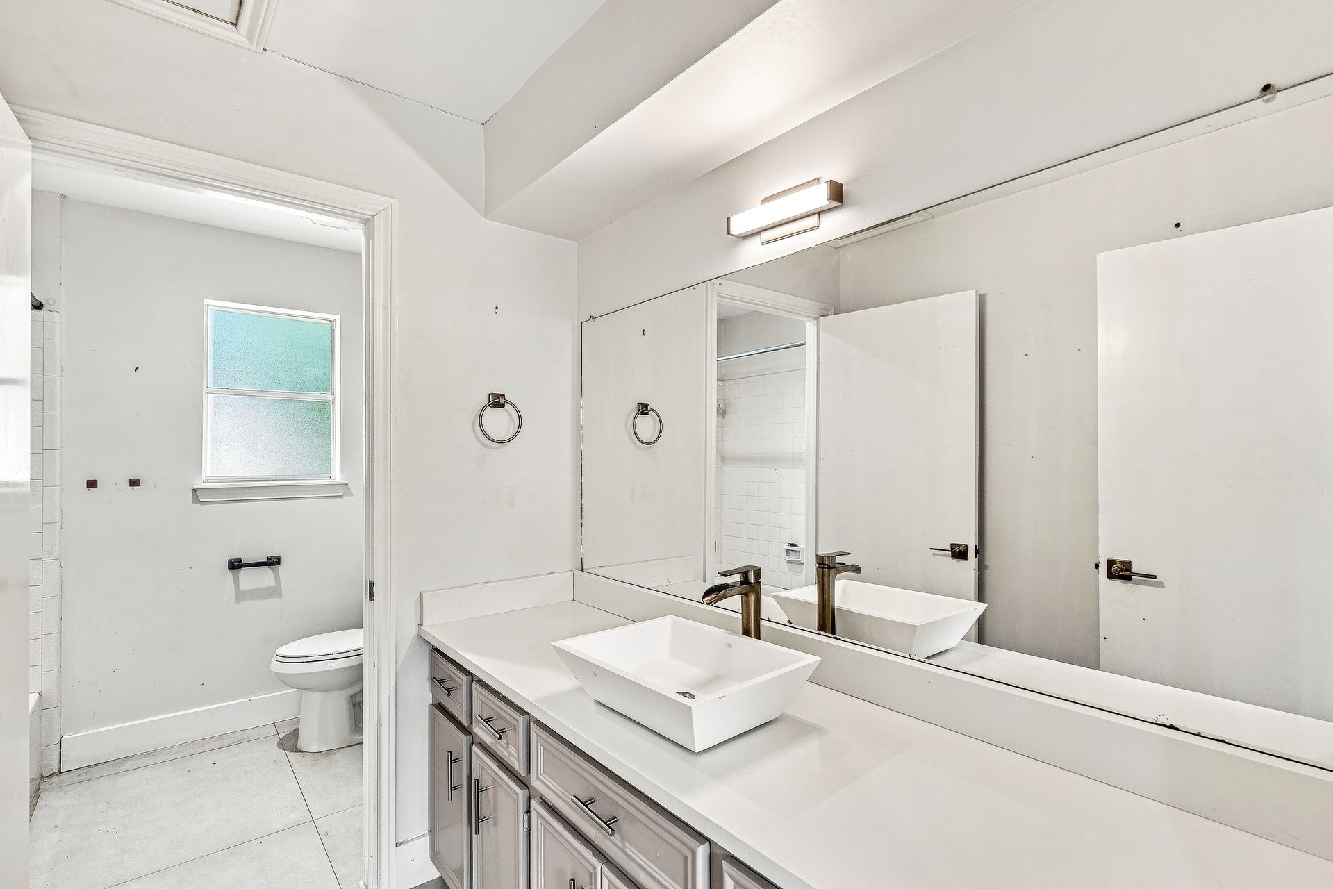 1135 Trowbridge Drive Property Photo 18