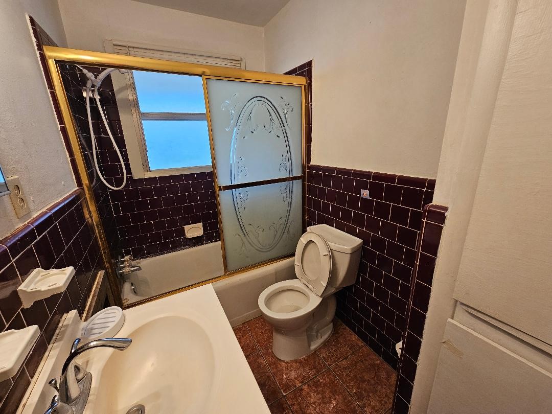 1013 W Snyder Street Property Photo 12