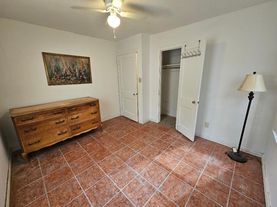 1013 W Snyder Street Property Photo 14