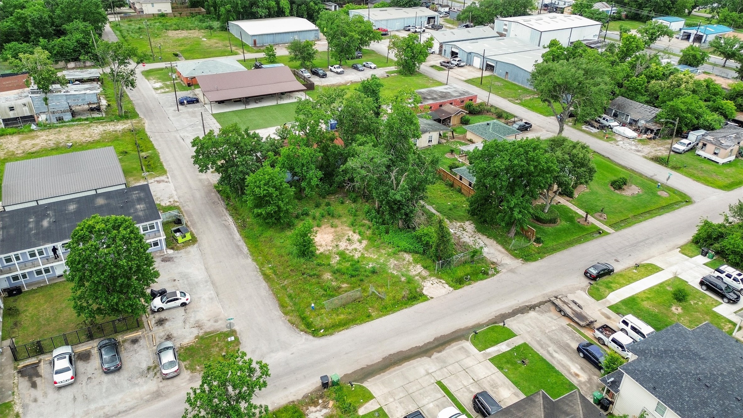 4516 Perry Street Property Photo 5